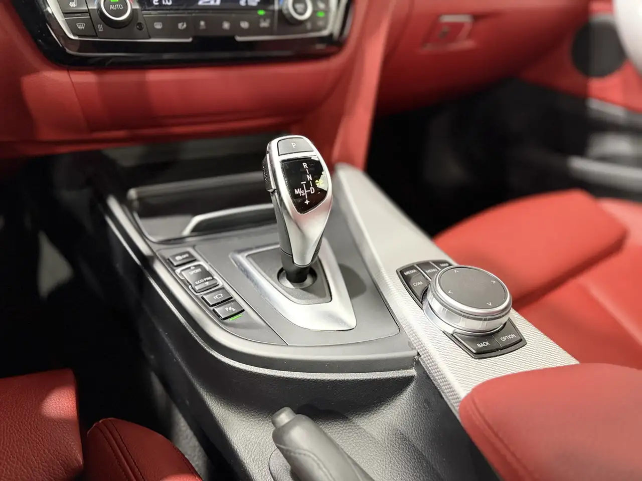 BMW 4 Series снимка BMW 4 Series