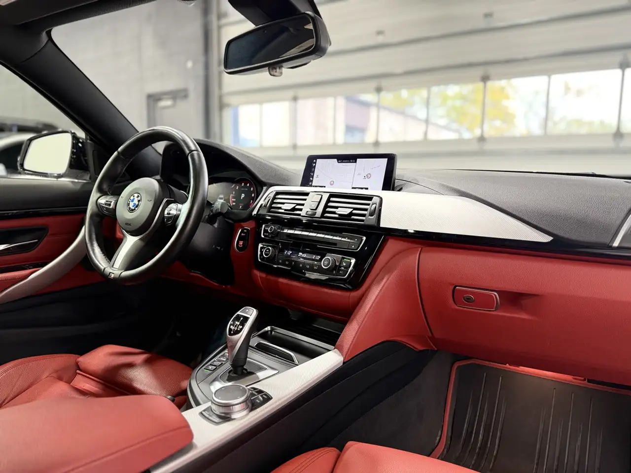 BMW 4 Series снимка BMW 4 Series