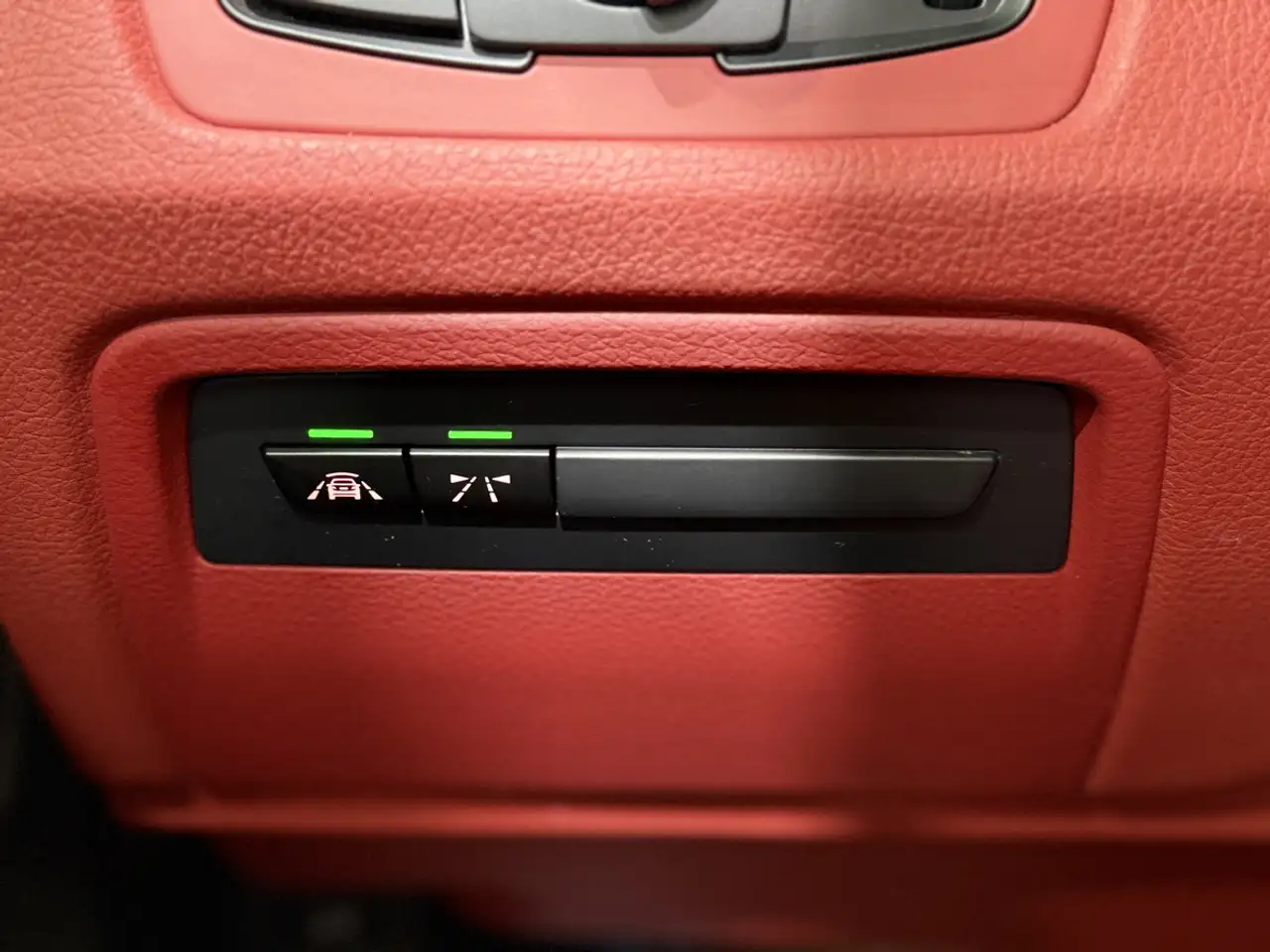 BMW 4 Series снимка BMW 4 Series