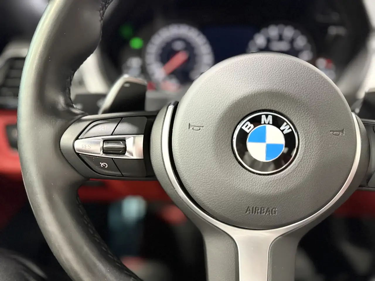 BMW 4 Series снимка BMW 4 Series
