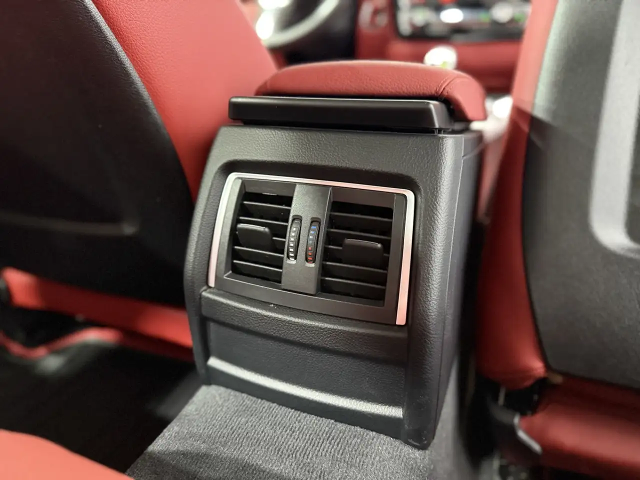 BMW 4 Series снимка BMW 4 Series