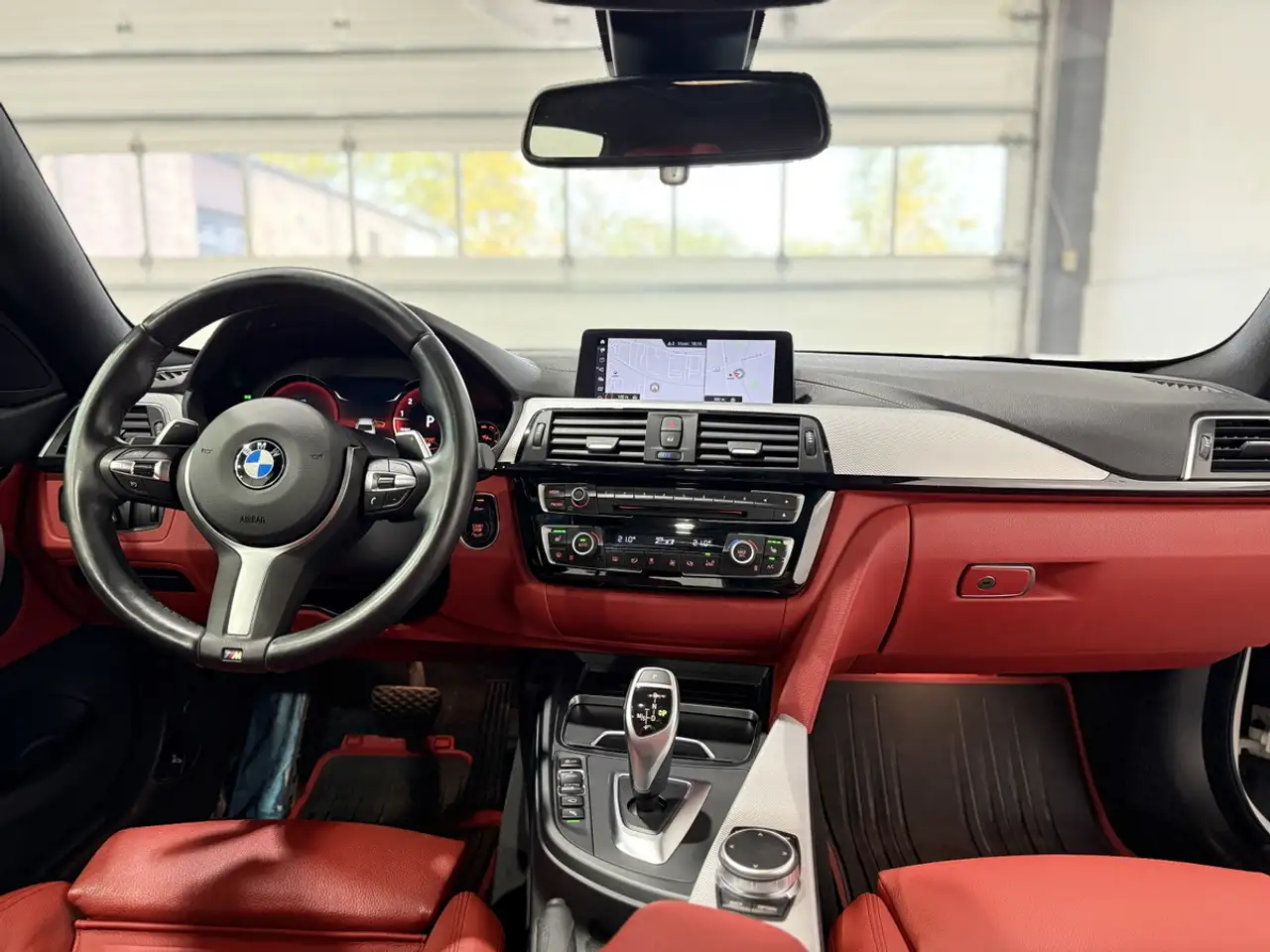 BMW 4 Series снимка BMW 4 Series