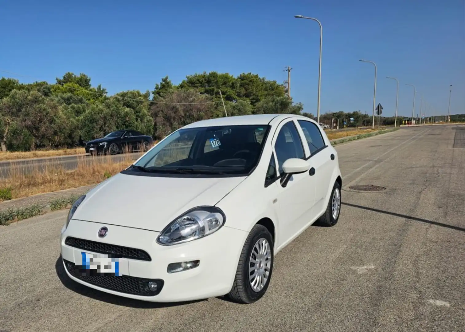Fiat Punto 1.4 8V 5 porte Easypower Street AUTOVETTURA Bianco - 1