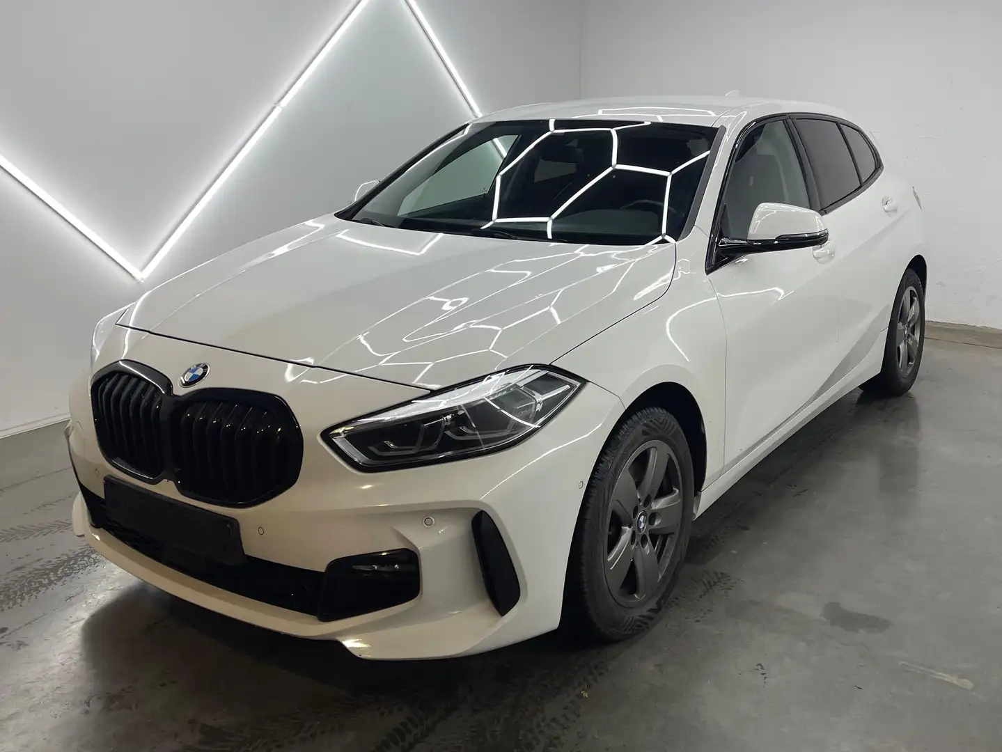 BMW 118 118i Aut. Wit - 1