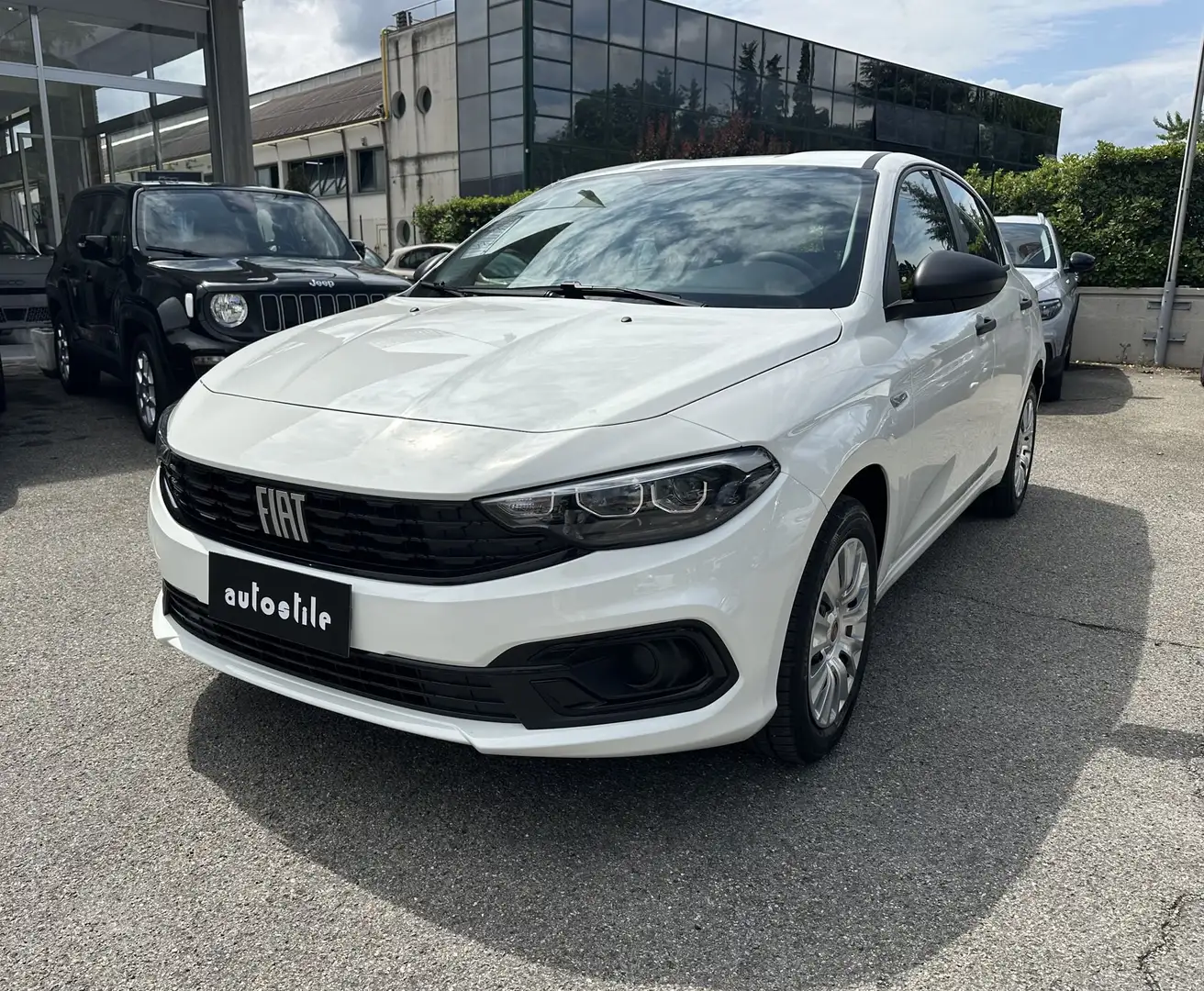 Fiat Tipo Fiat tipo 1.5 Hybrid DCT 5 porte Bianco - 1
