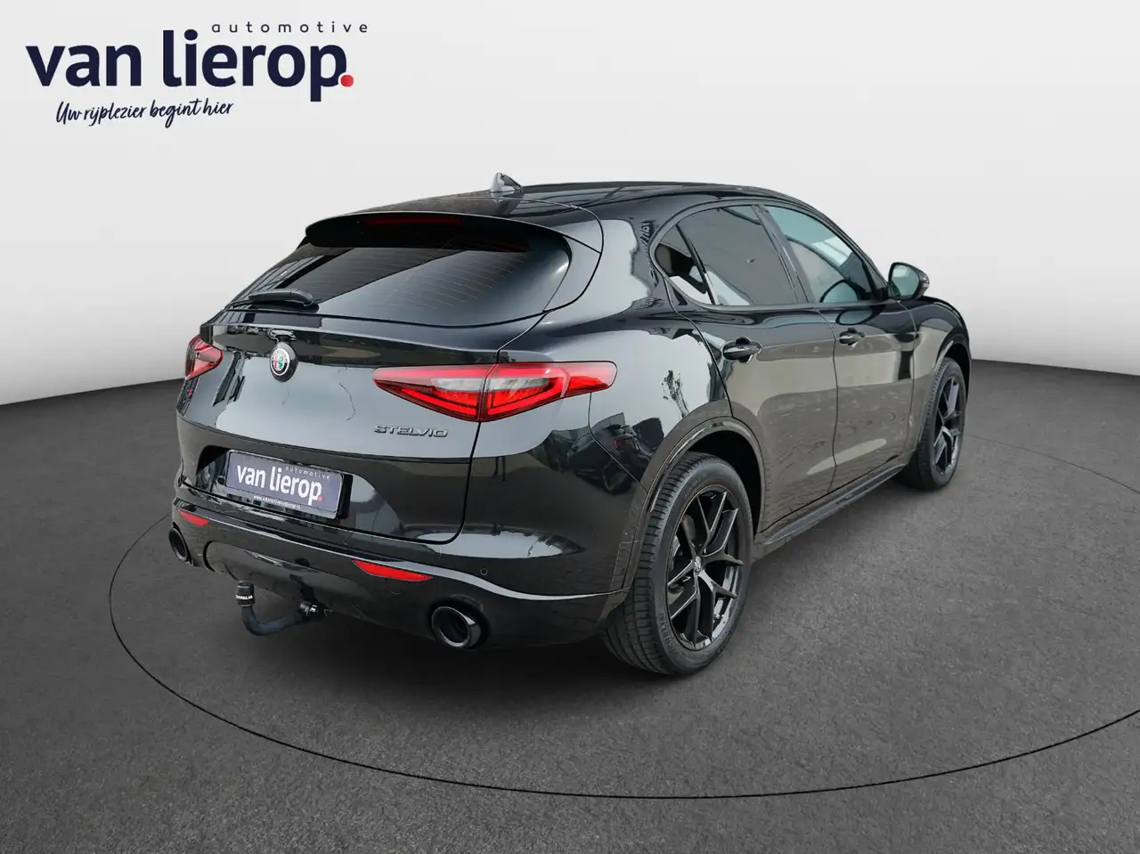Alfa Romeo Stelvio 2021 — фото 32