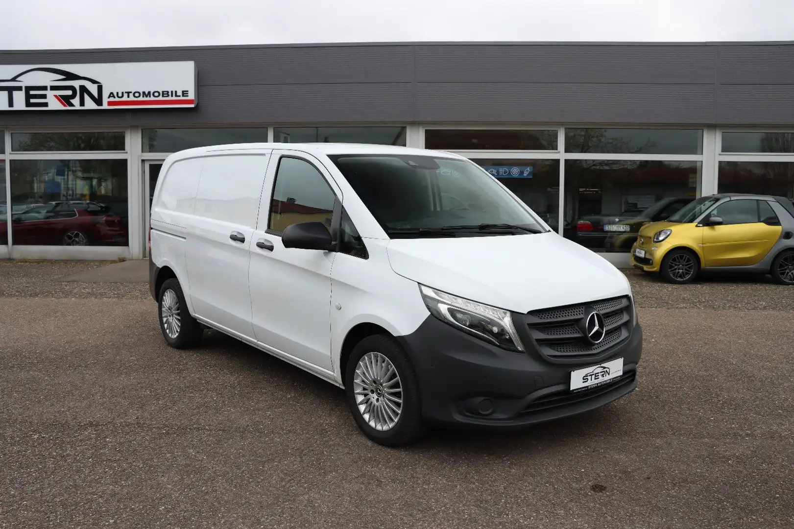Mercedes-Benz Vito Kasten 116 CDI kompakt  LED l NAVI l 1.HAND Weiß - 1