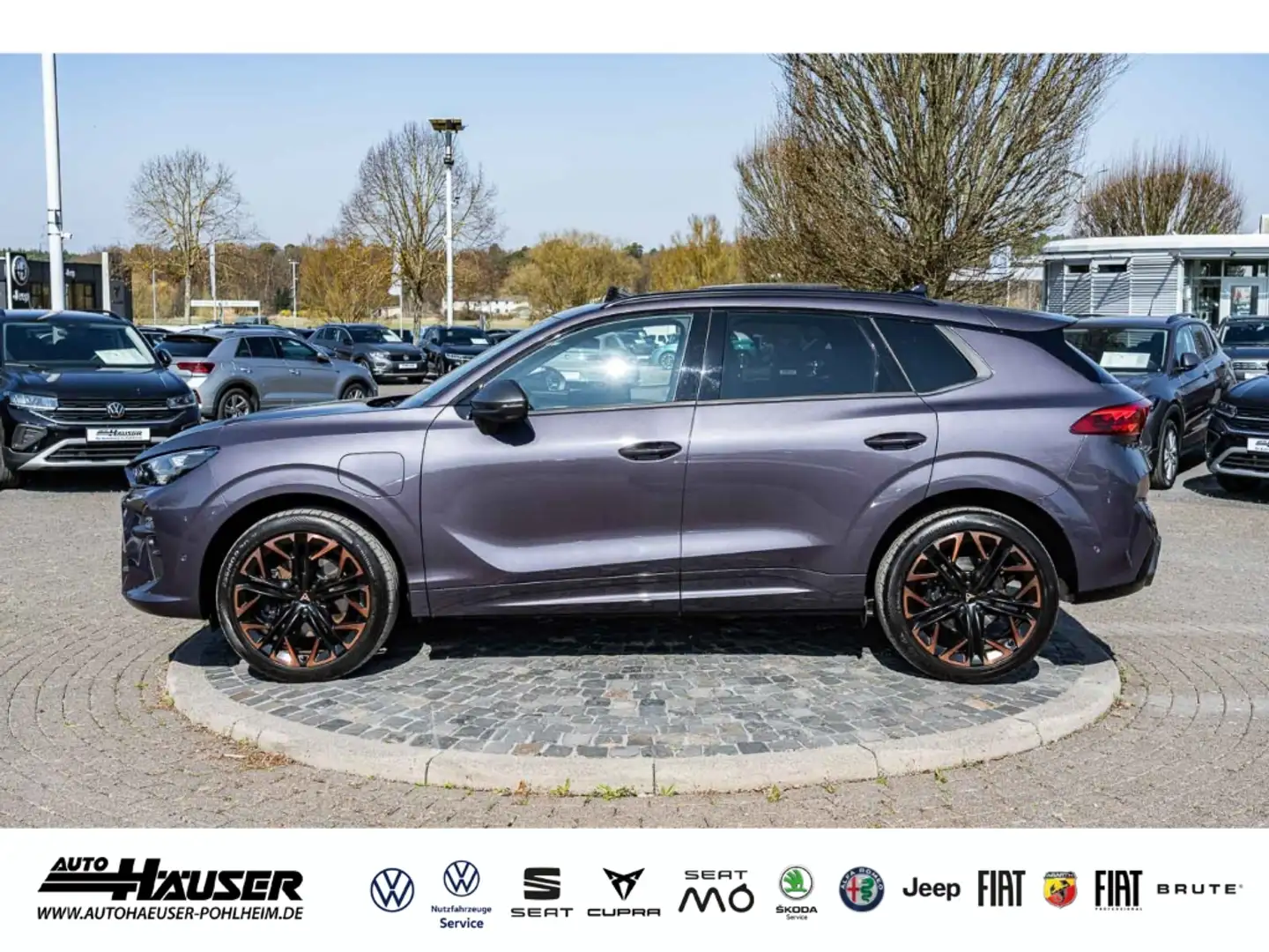CUPRA Terramar VZ 1.5 e-Hybrid DSG PANO HUD SENNHEISER MATRIX-LED Violett - 2