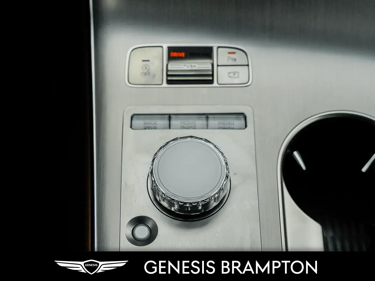 Genesis GV70 снимка Genesis GV70
