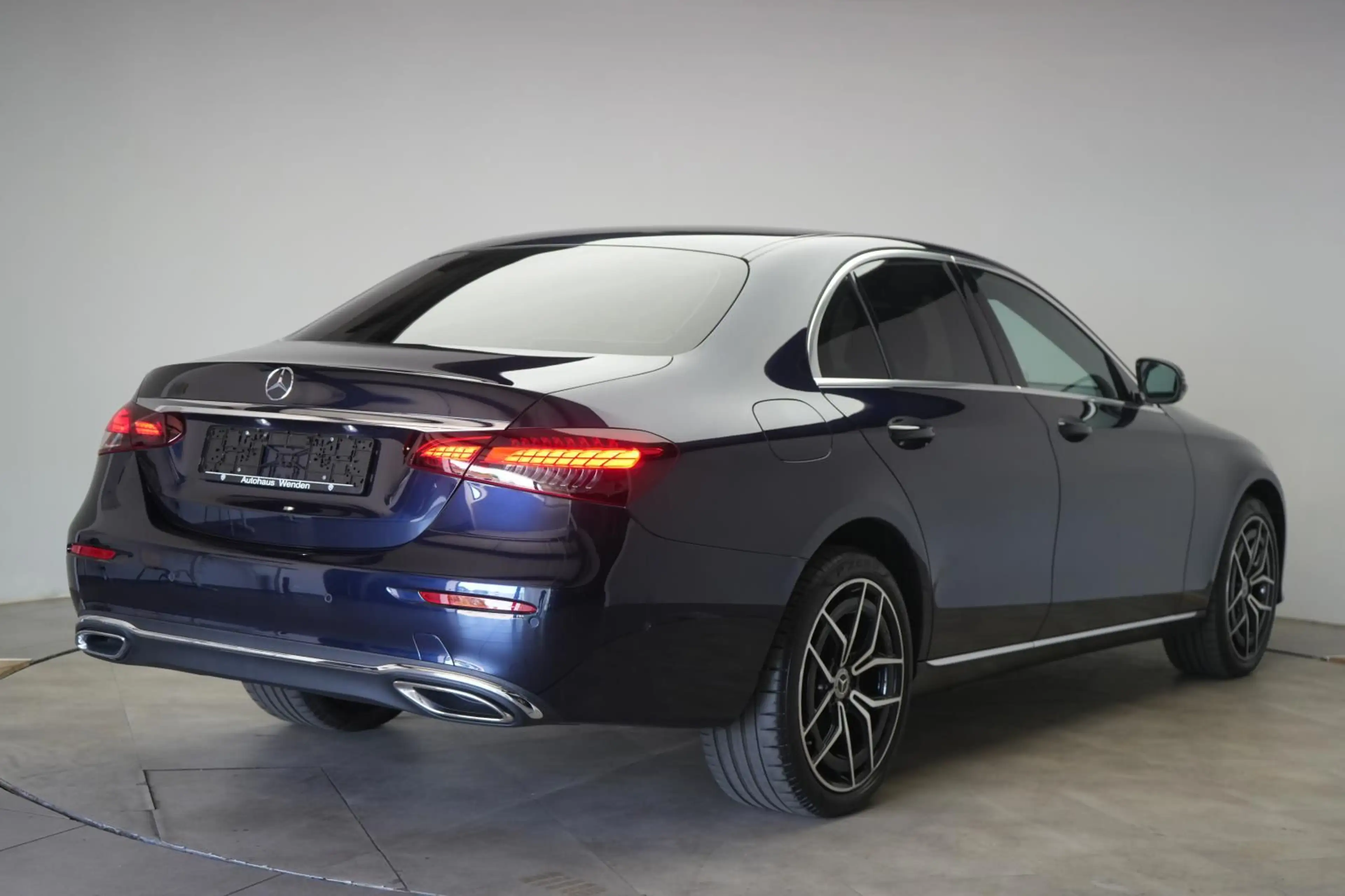 Mercedes-Benz E 400 d 4Matic 9G-Tronic Leder/Temp/Carplay/AHK/ — photo 6