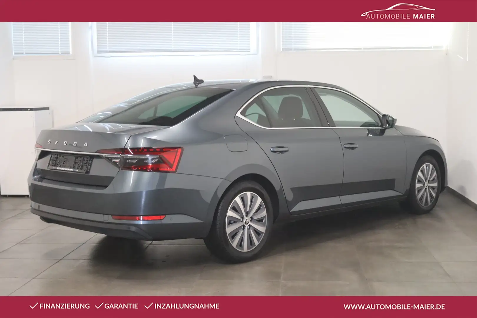 Skoda Superb 2.0 TDI DSG Style-NAV-LED-KAM-ACC-KESSY- Gris - 2