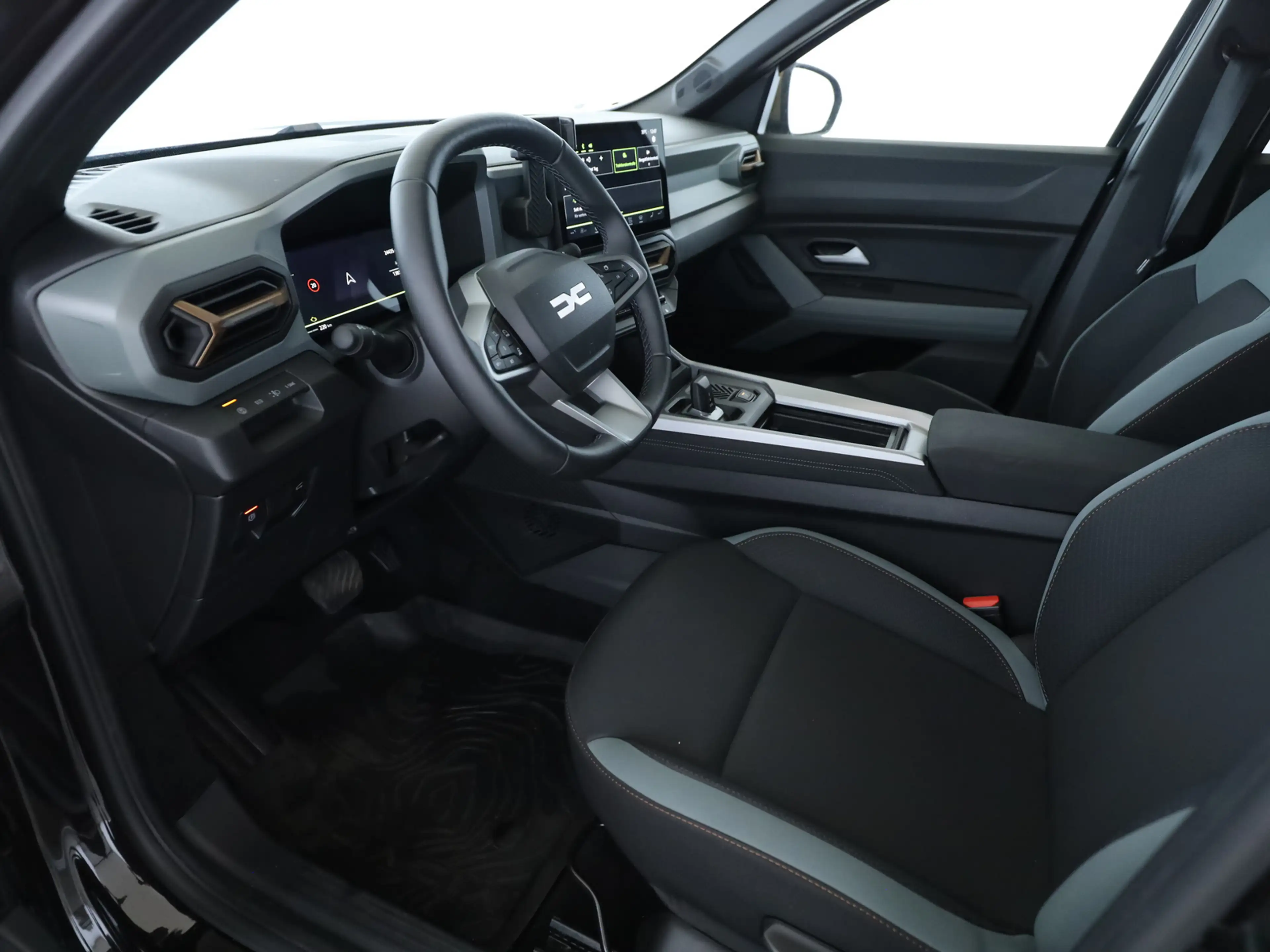 Dacia Bigster Extreme HYBRID 155 Apple CarPlay PDC KLIMA — photo 11
