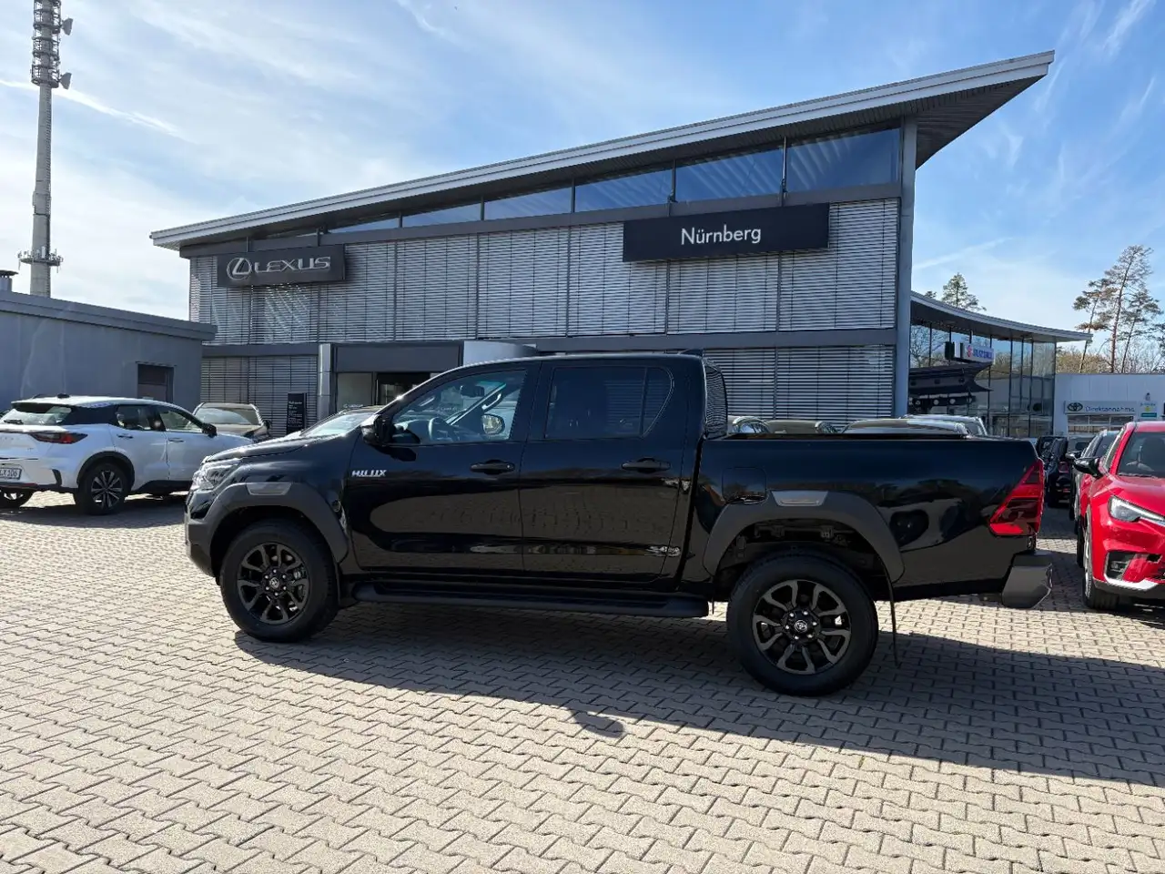 Toyota Hilux 2.8 D-4D 4x4 Double Cab Invincible AHK. LED 4