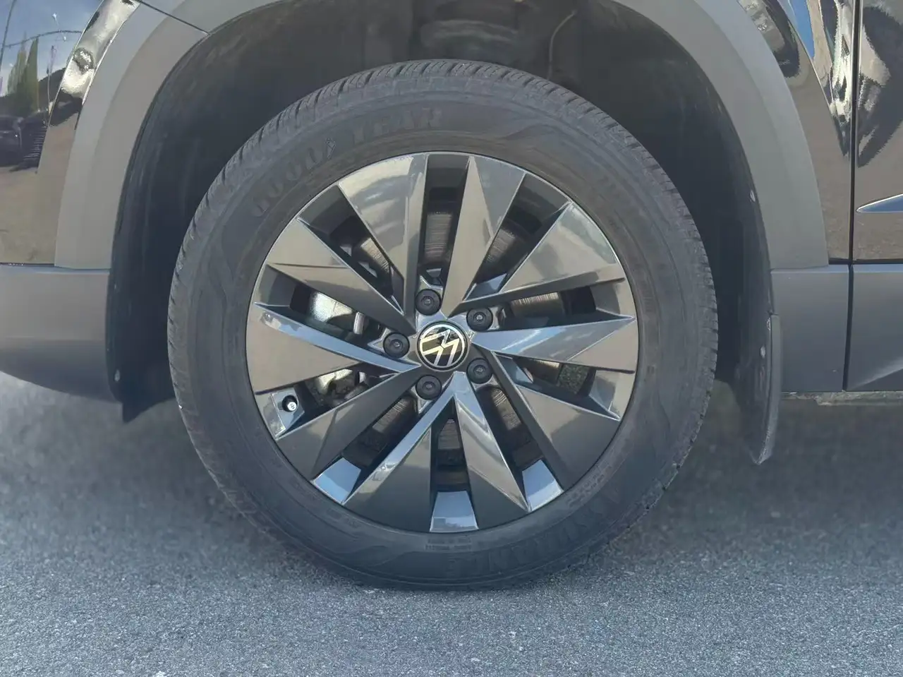 Volkswagen Taos снимка Volkswagen Taos