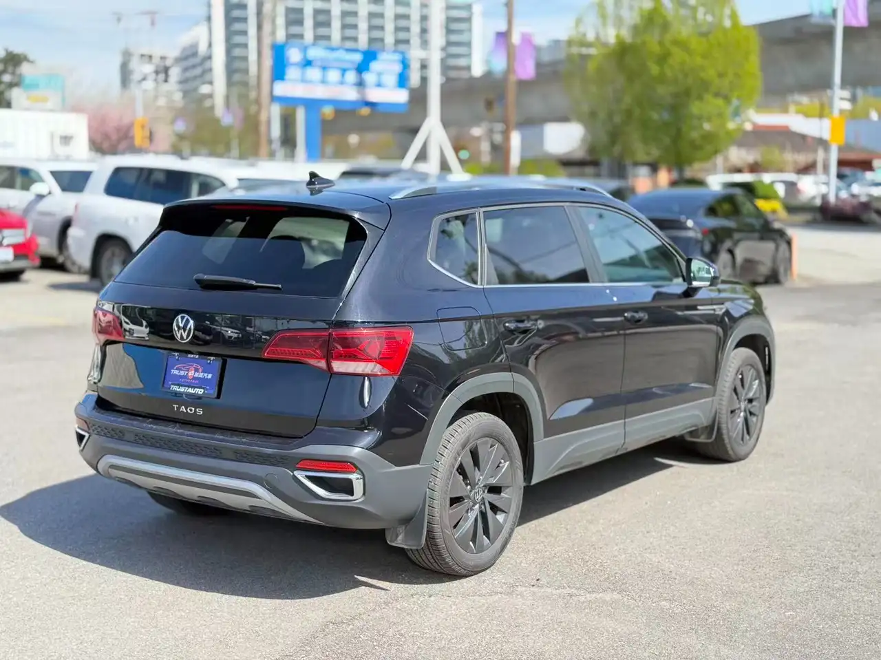 Volkswagen Taos снимка Volkswagen Taos