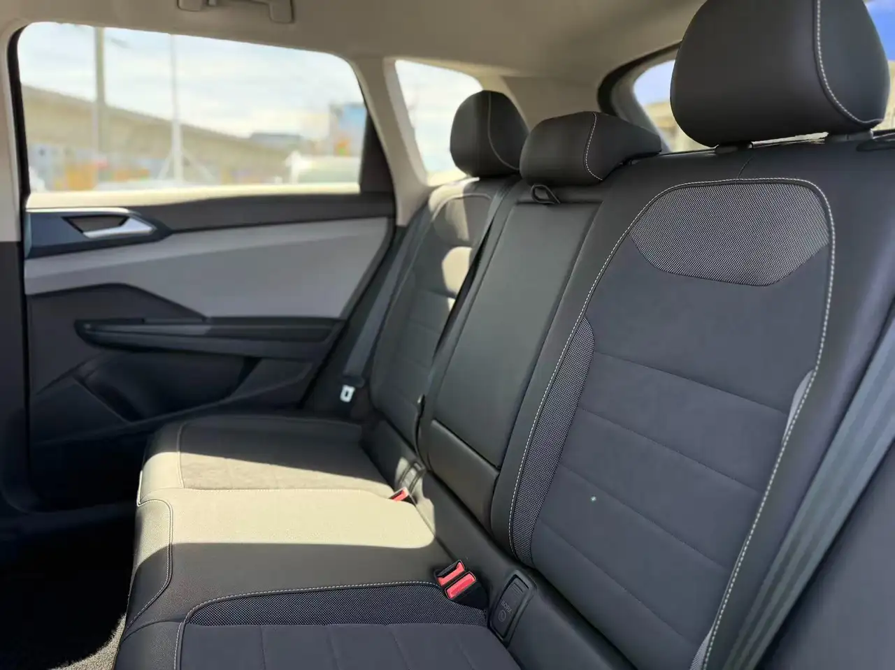 Volkswagen Taos снимка Volkswagen Taos