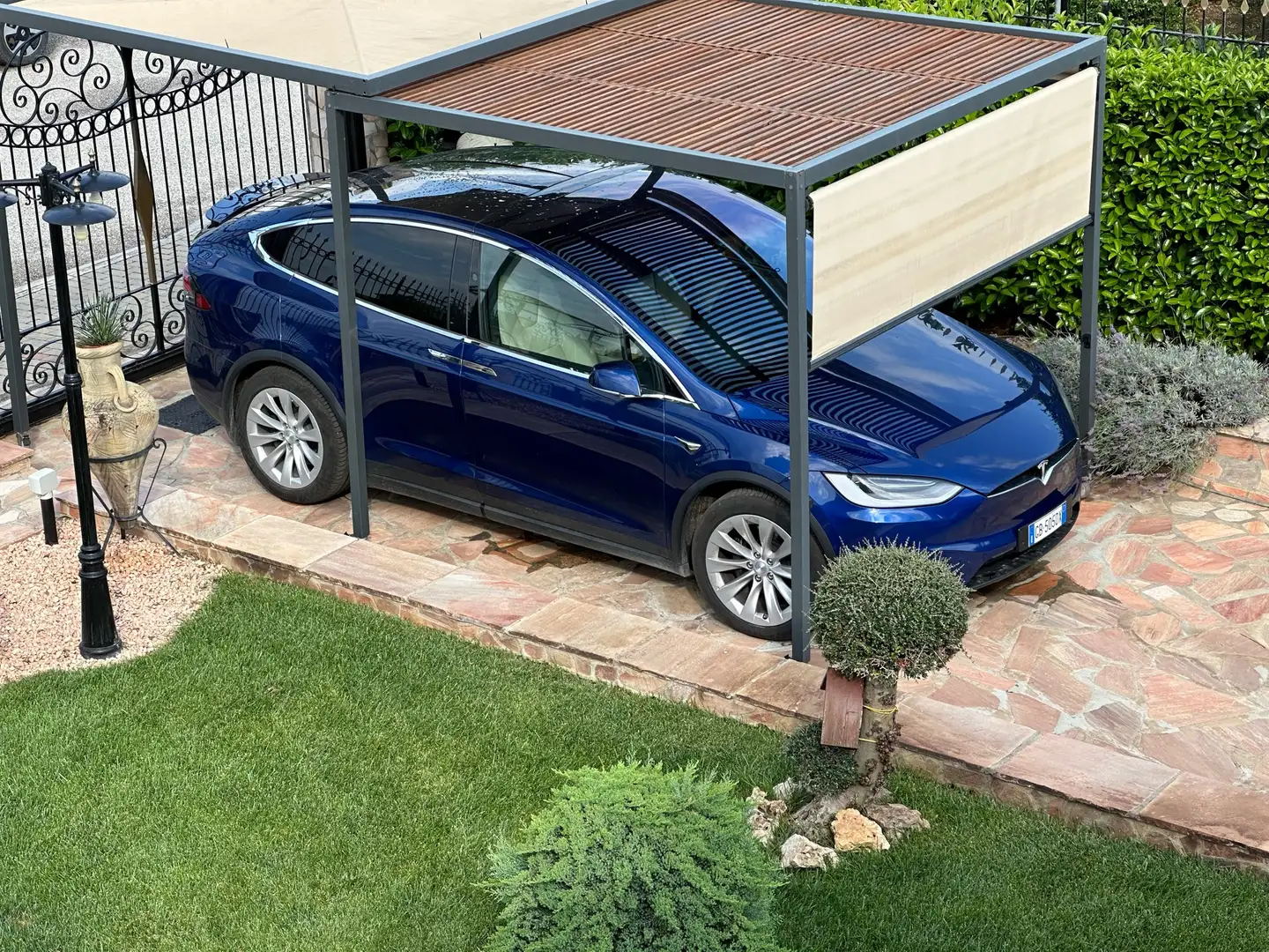 Tesla Model X Long Range Plus awd 6p.ti Blu/Azzurro - 2
