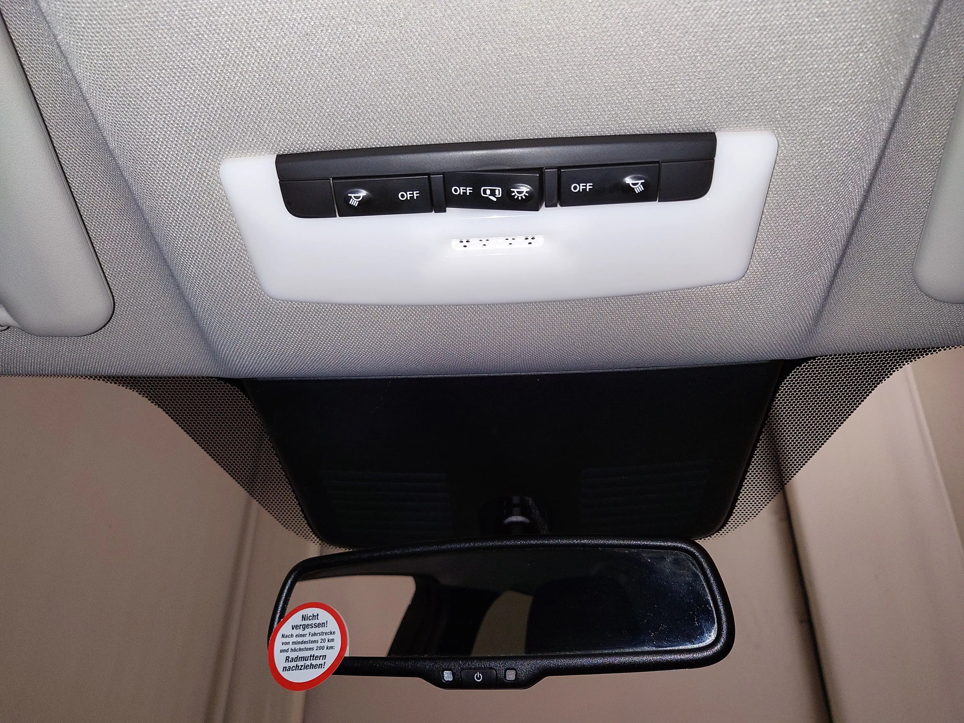 Nissan Leaf LEAF NAVI KLIMAAUT RADIO SHZ VC PDC WP RFK — photo 13