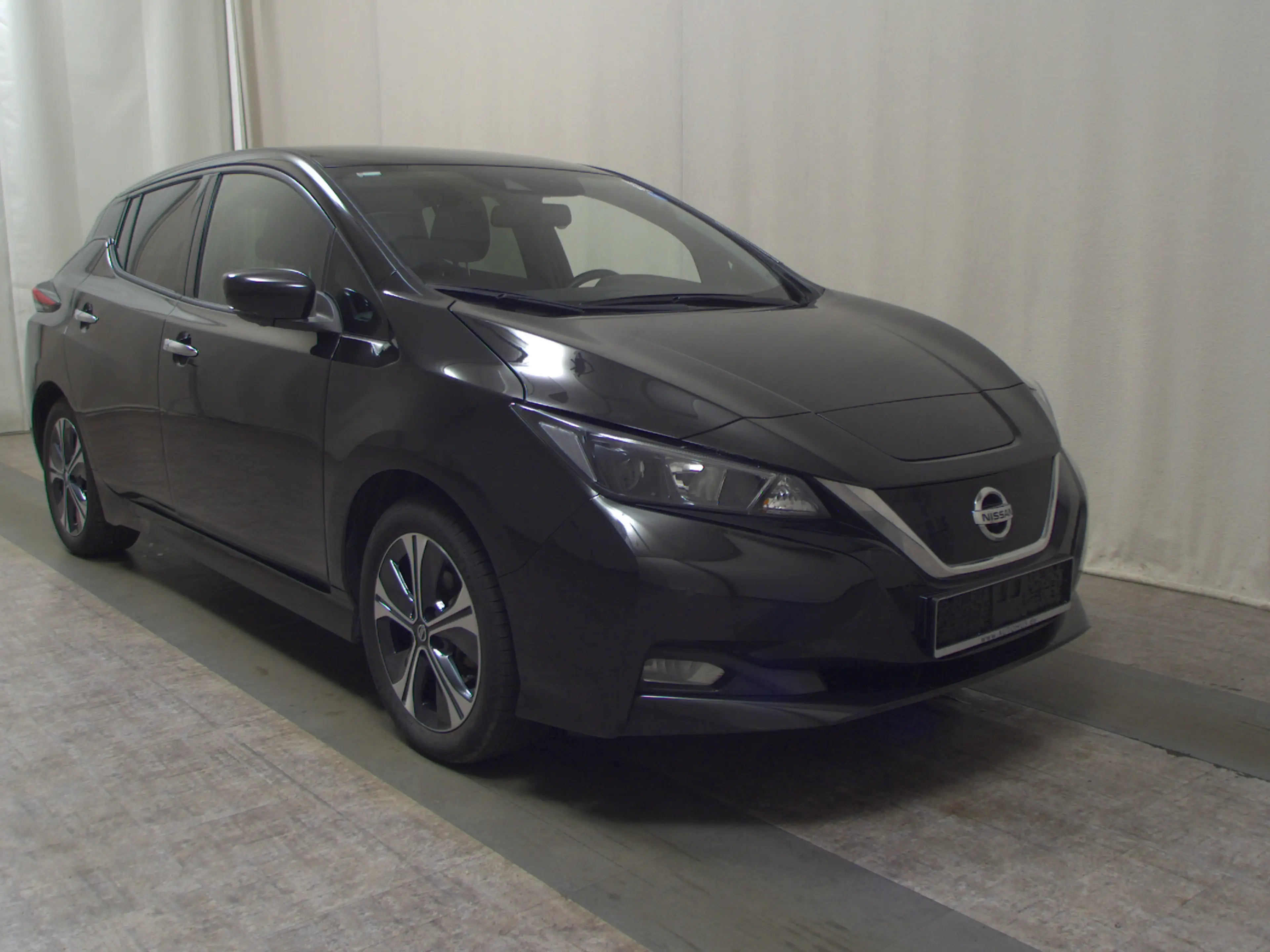 Nissan Leaf LEAF NAVI KLIMAAUT RADIO SHZ VC PDC WP RFK — photo 3