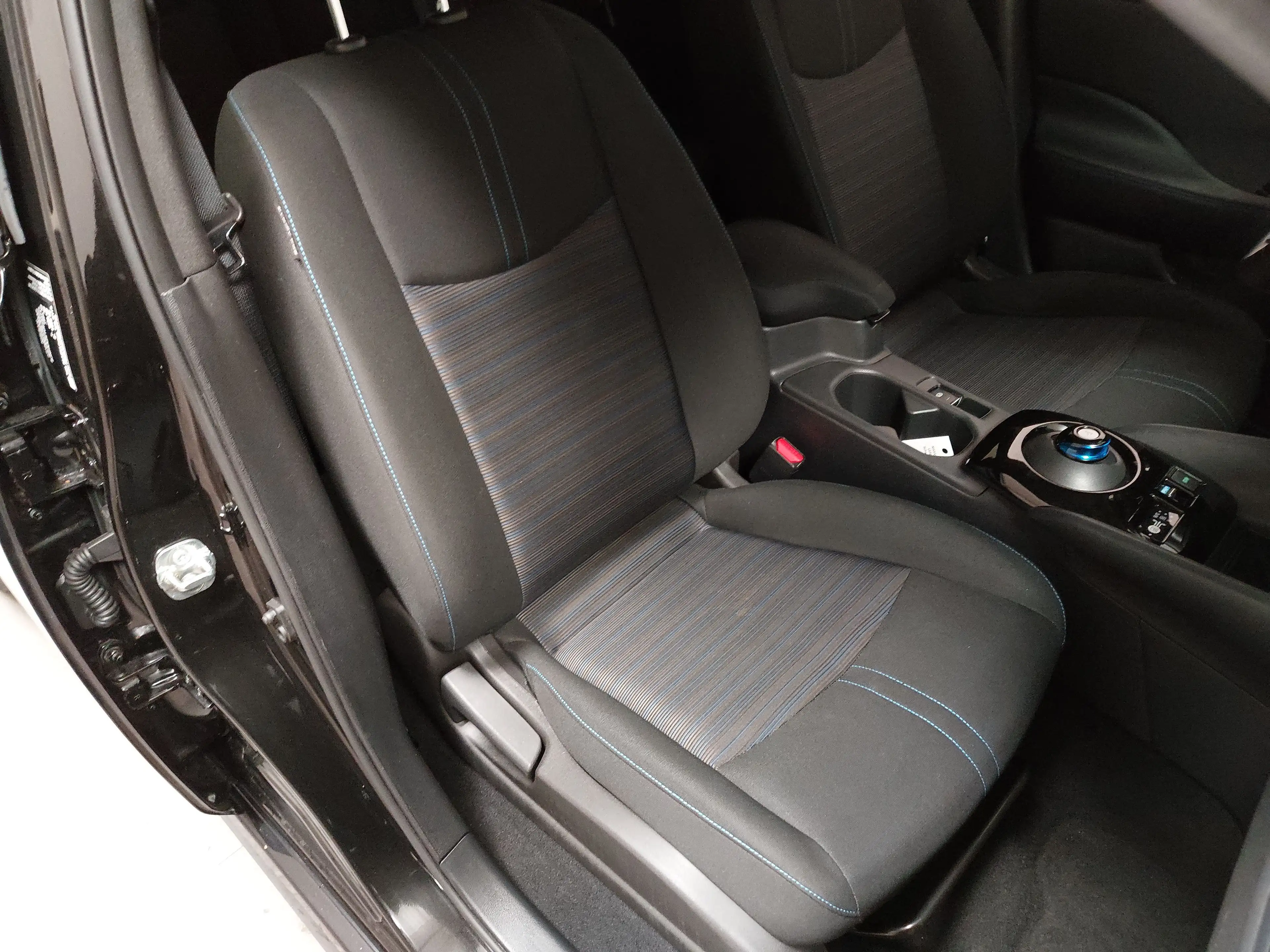 Nissan Leaf LEAF NAVI KLIMAAUT RADIO SHZ VC PDC WP RFK — photo 10