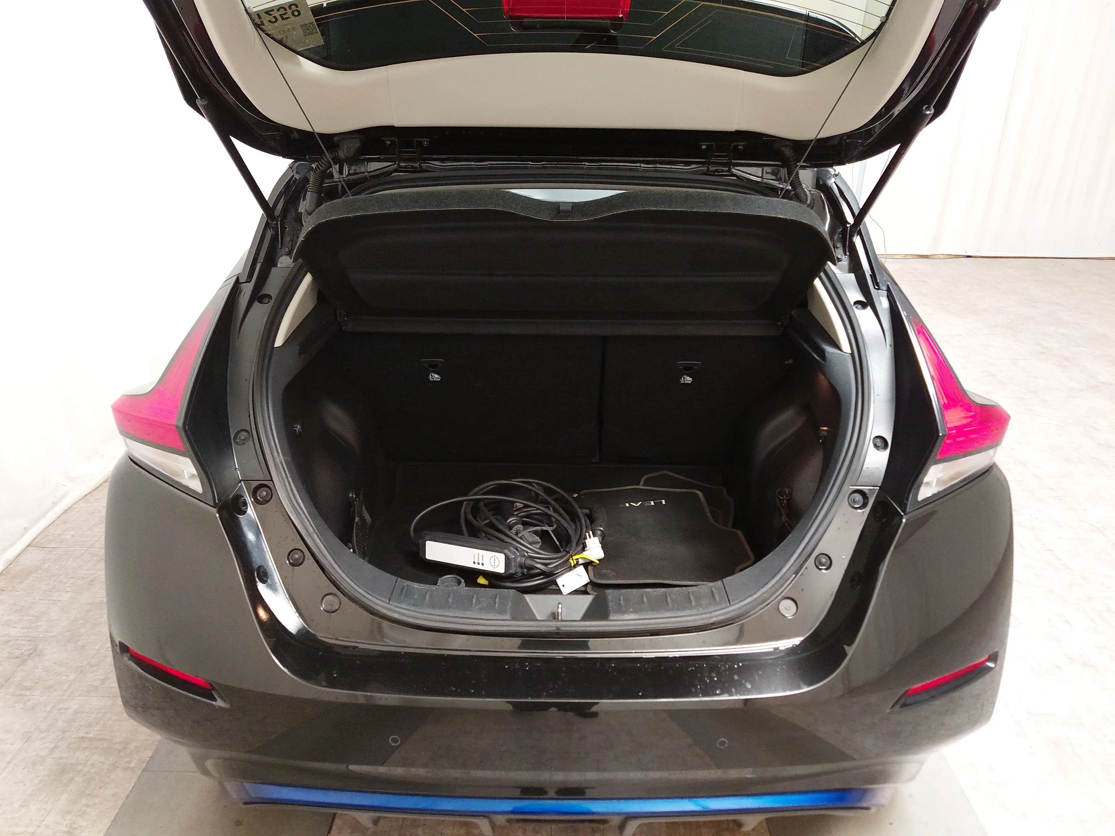 Nissan Leaf LEAF NAVI KLIMAAUT RADIO SHZ VC PDC WP RFK — photo 15