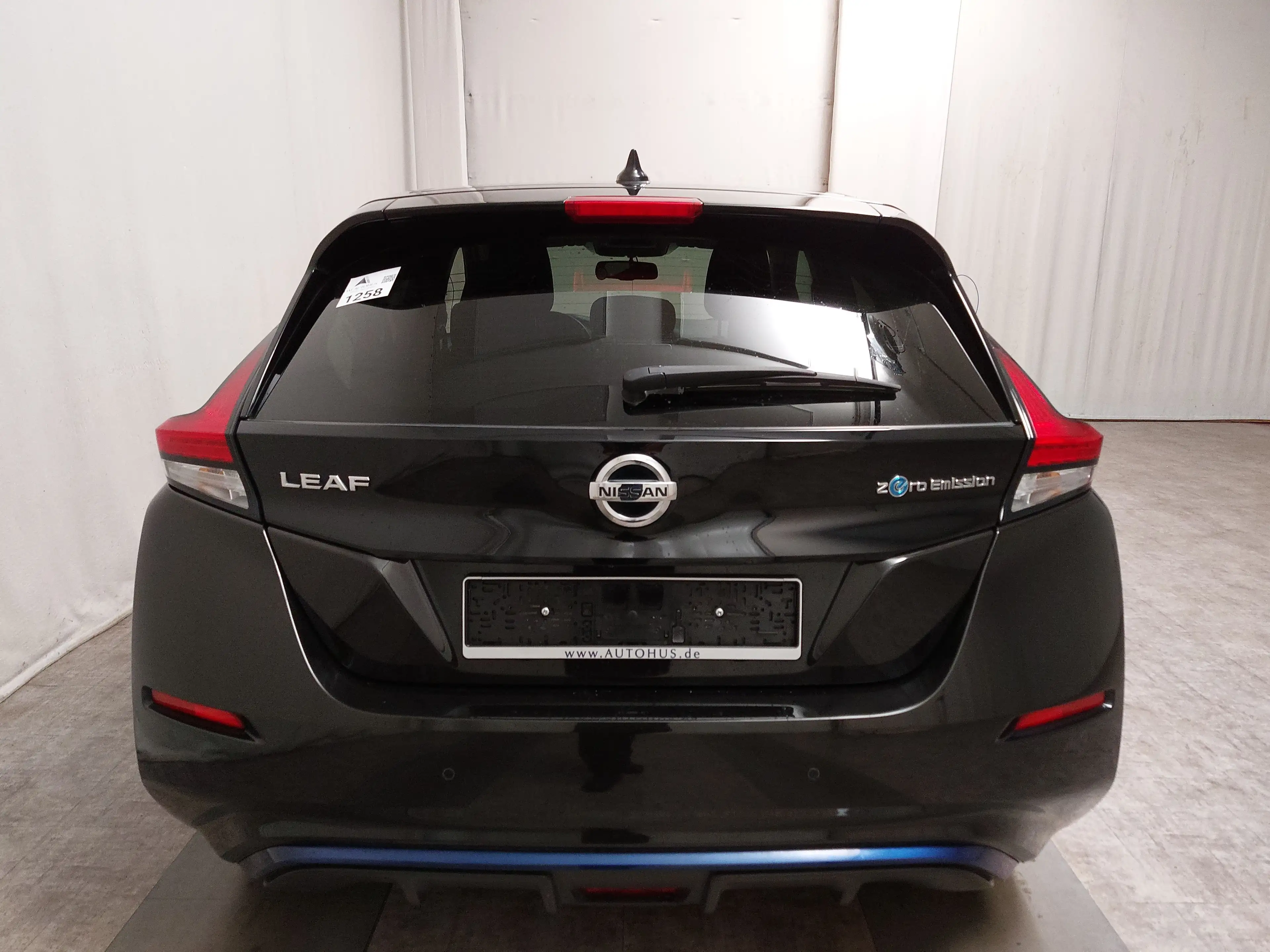 Nissan Leaf LEAF NAVI KLIMAAUT RADIO SHZ VC PDC WP RFK — photo 14