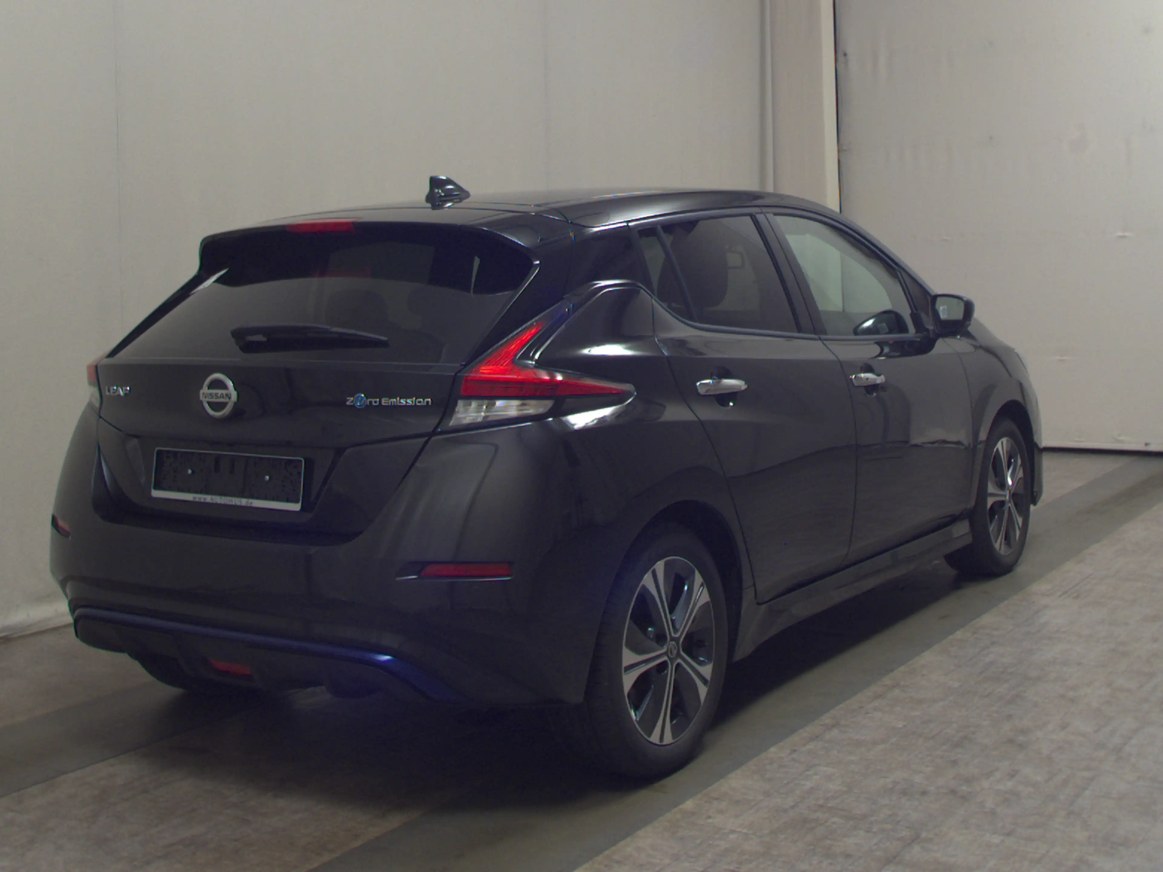 Nissan Leaf LEAF NAVI KLIMAAUT RADIO SHZ VC PDC WP RFK — photo 4
