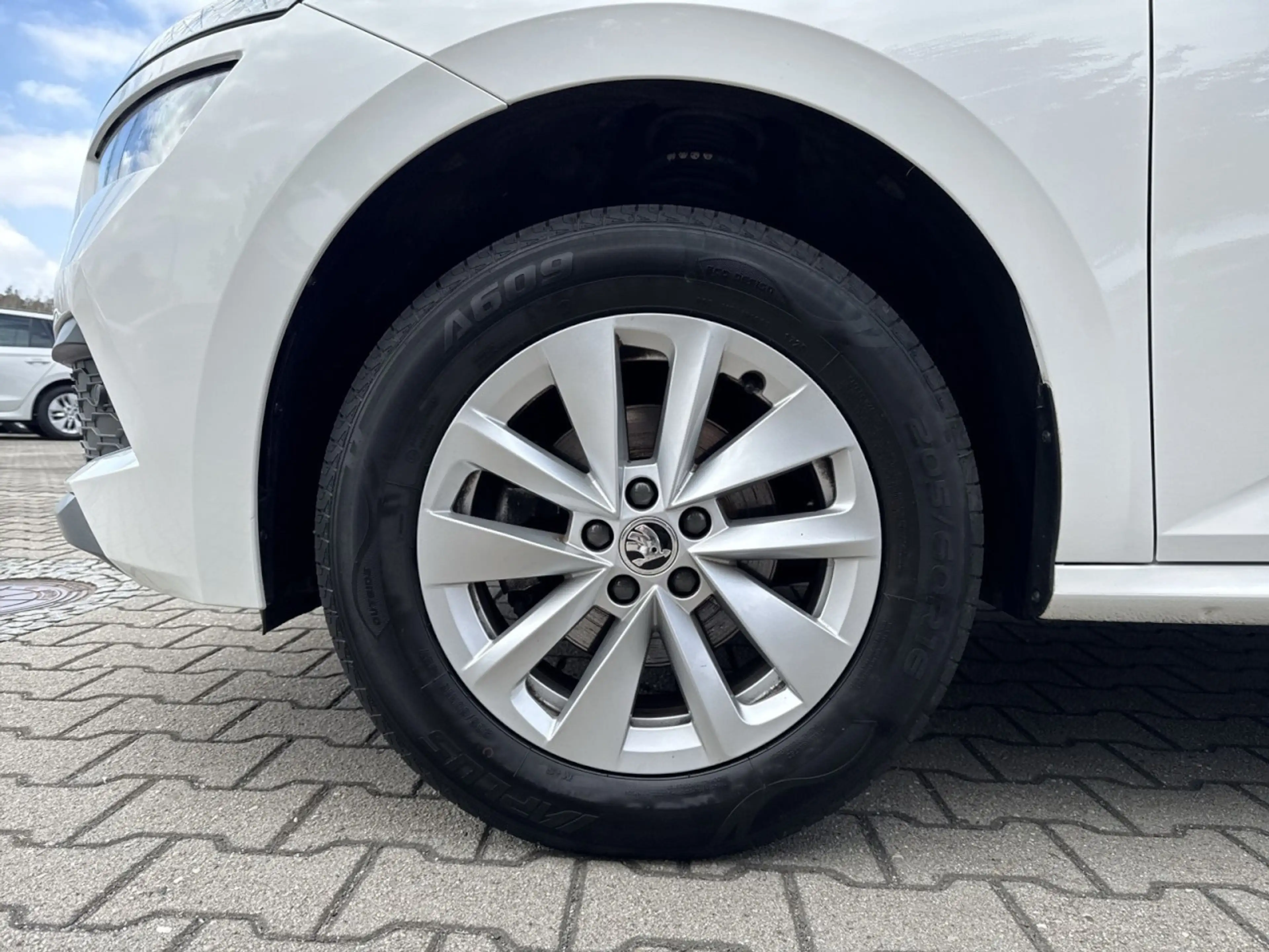 Skoda Kamiq Ambition 1.0T 81kW*Navi*Kamera*Klimaautoma Klima — photo 8
