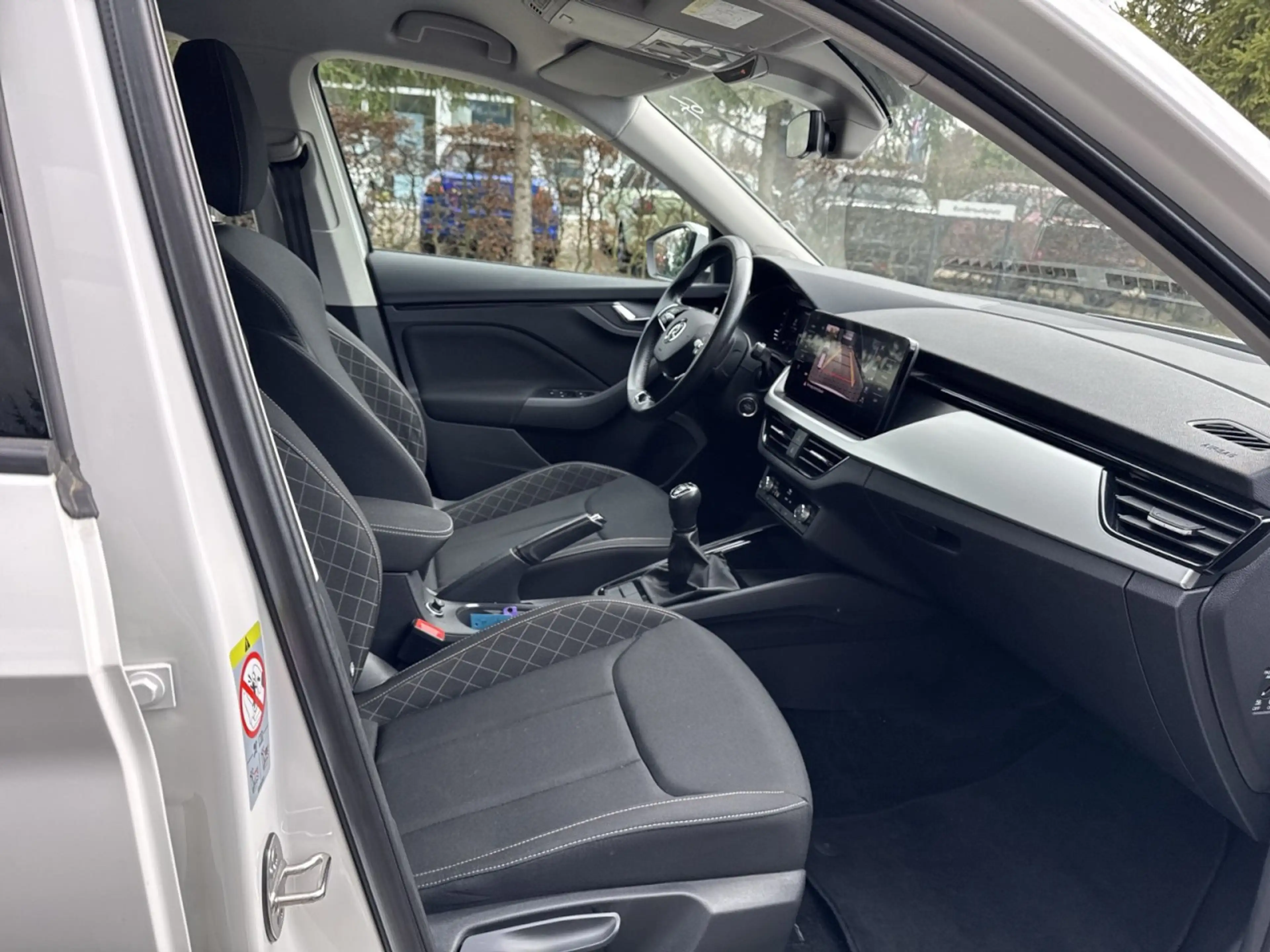 Skoda Kamiq Ambition 1.0T 81kW*Navi*Kamera*Klimaautoma Klima — photo 11