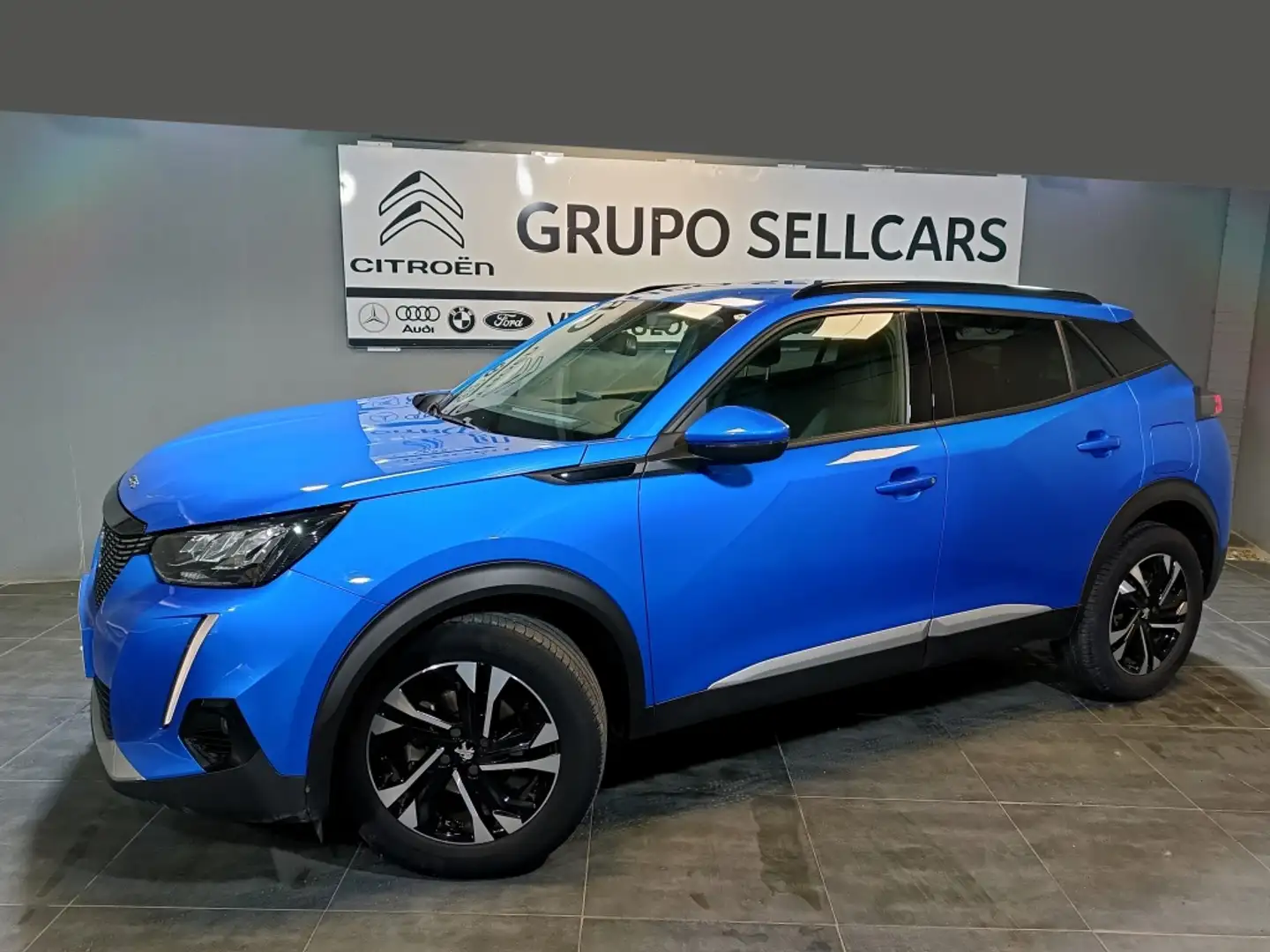 Peugeot 2008 1.2 PureTech S&S Allure 130 Azul - 2