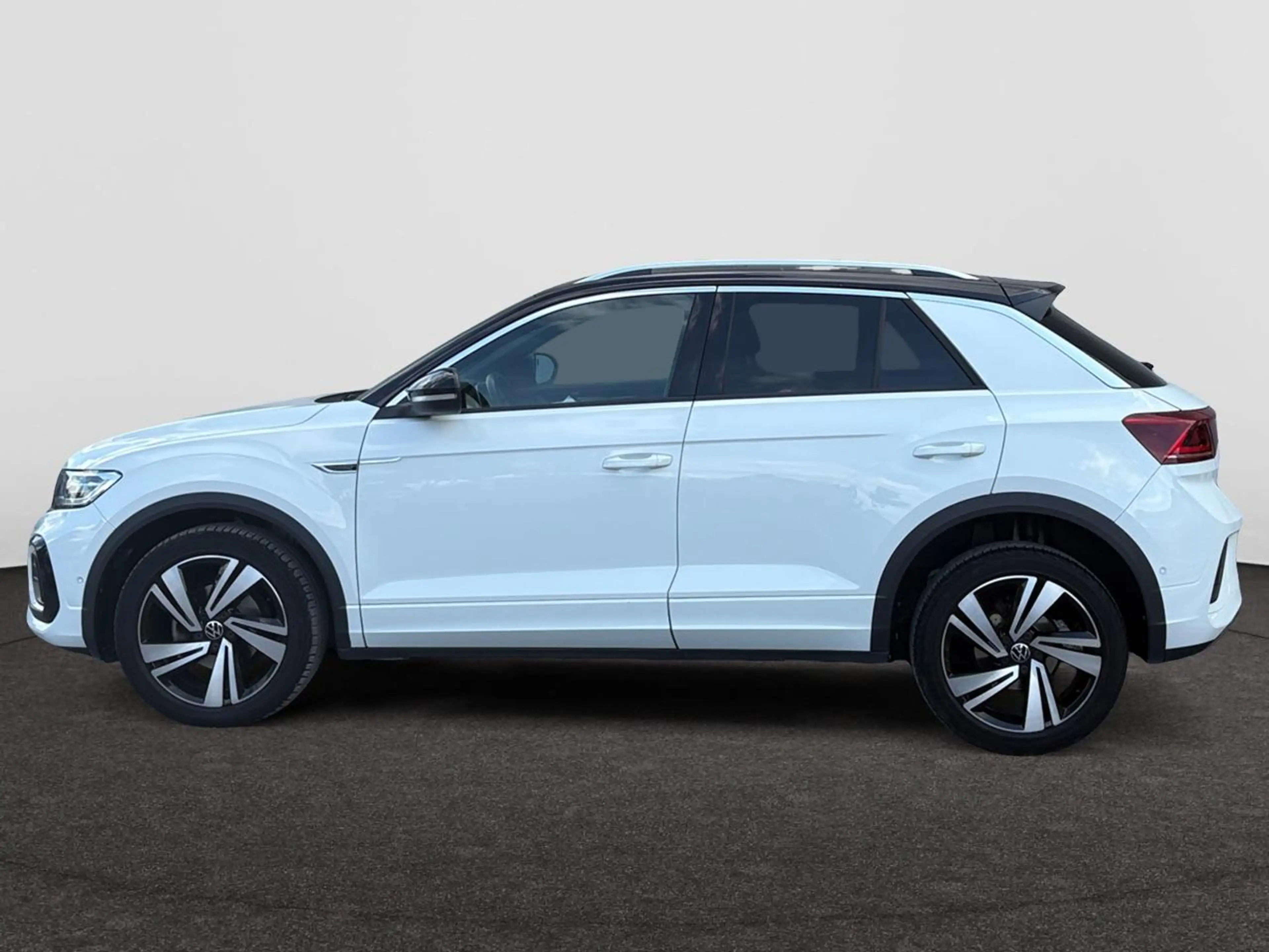 Volkswagen T-Roc 1.5 TSI R-Line Business DSG — photo 2