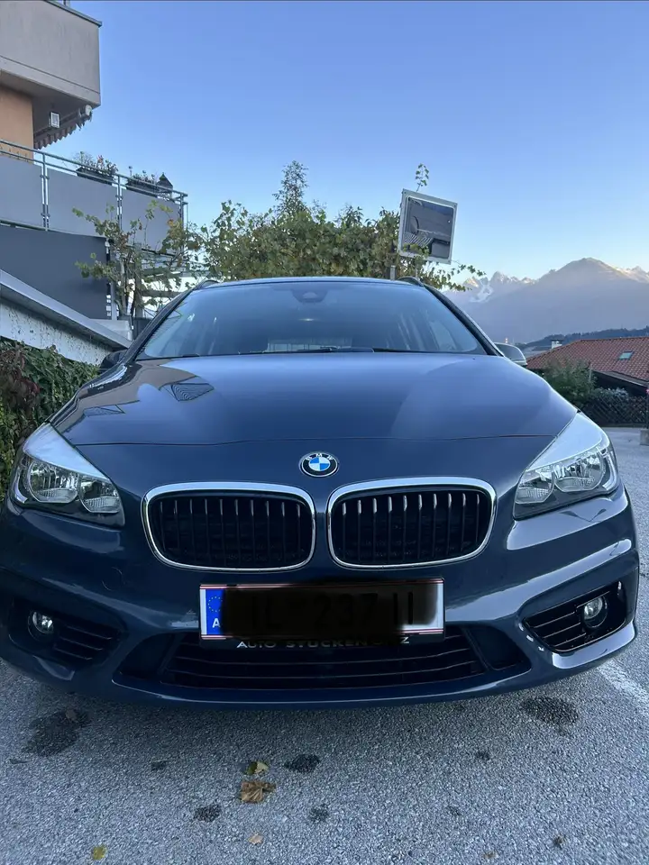 BMW 216