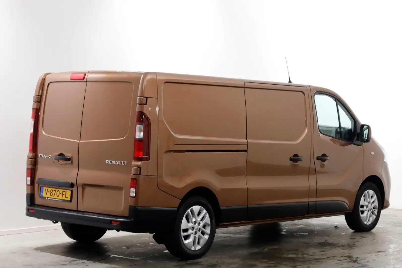 Renault Trafic 1.6 dCi 120pk E6 L2H1 Luxe Airco 03-2017 Brown - 2