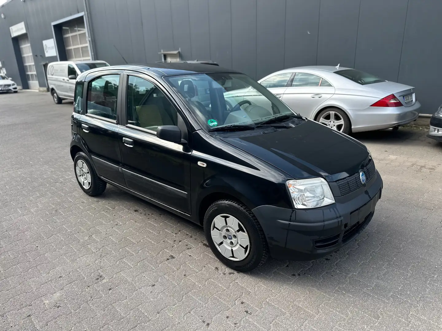 Fiat Panda Panda 1.1 Young Schwarz - 1