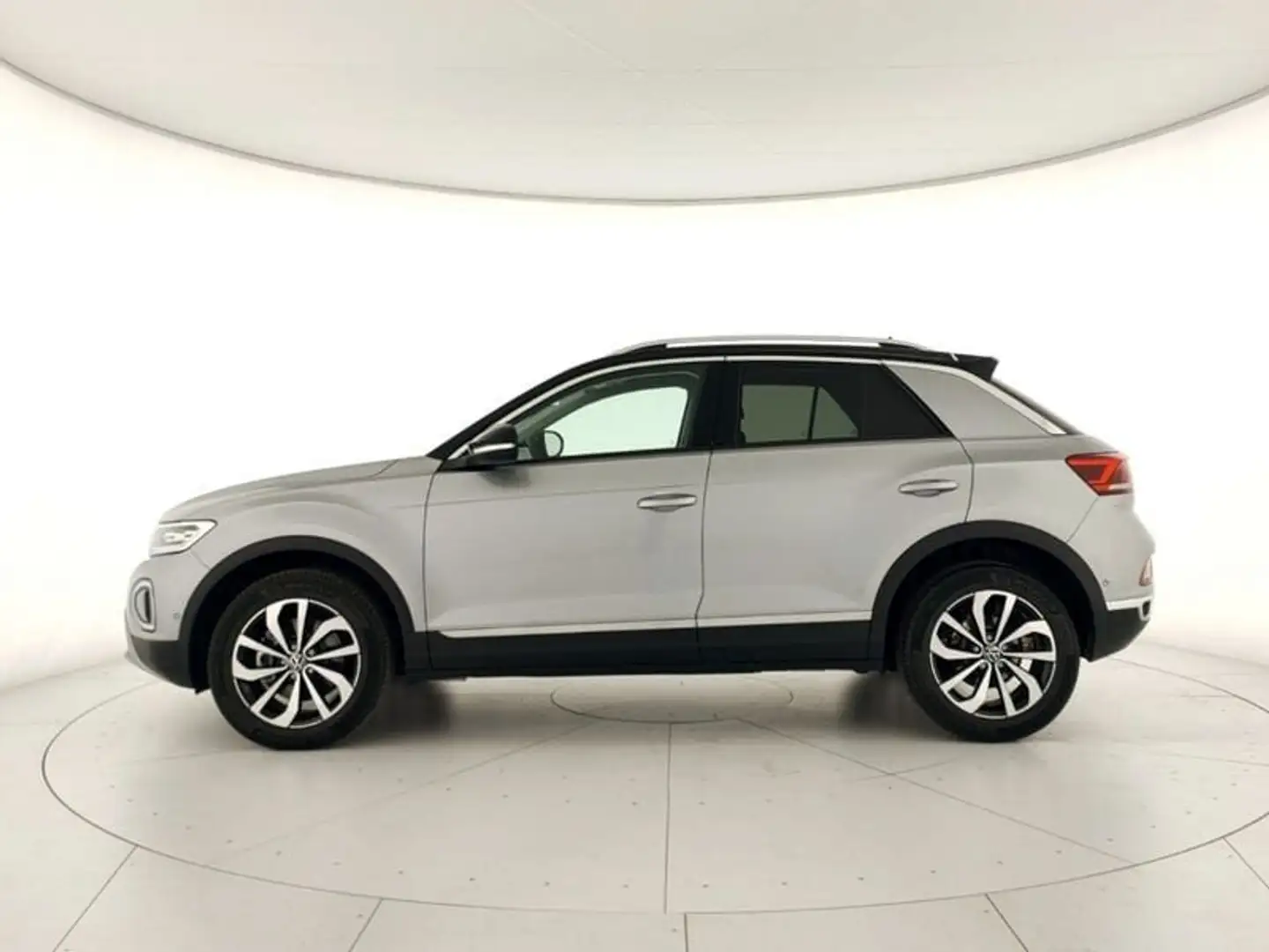 Volkswagen T-Roc NUOVO 2.0 TDI SCR STYLE DSG 150 CV MY 24 Argento - 2