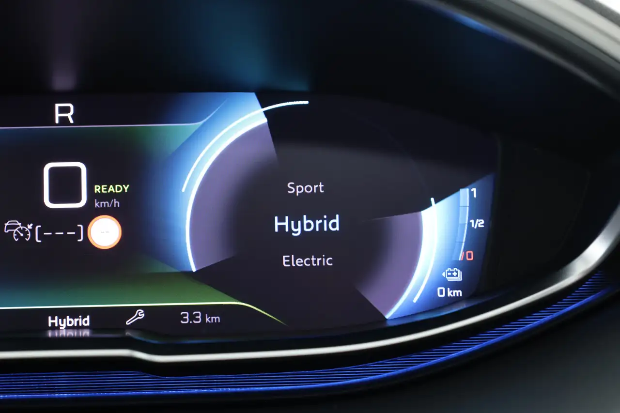 Peugeot 3008 1.6 Hybrid 225 GT Rijklaar! Pano Adapt. Crui, миниатюра 27