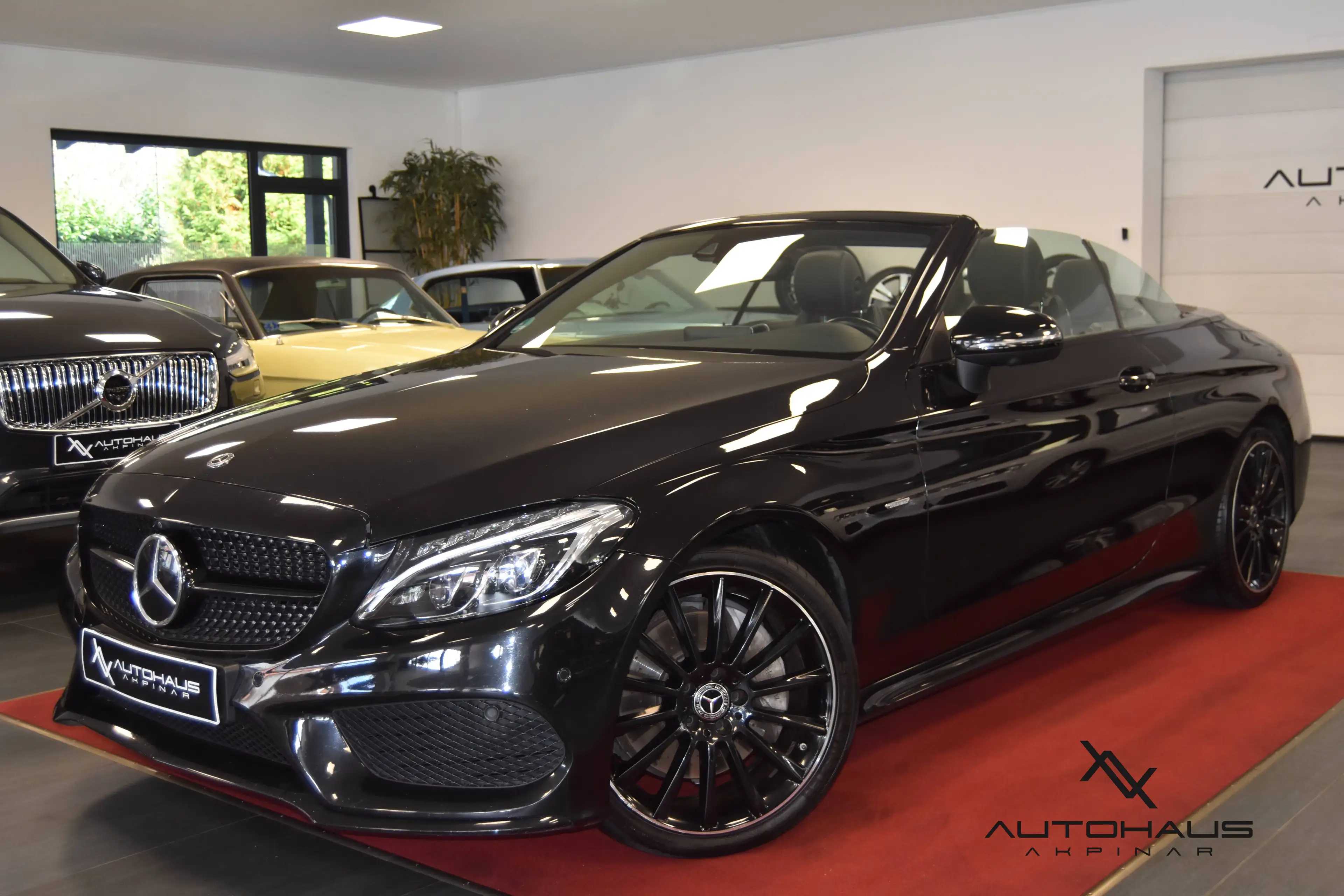 Mercedes-Benz C 400 4Matic Night Edition.~360°.~BURM.~ACC.~SPURHALTE.~TOTW.~AIRSCARF.~SHZ.~ALCANTARA.