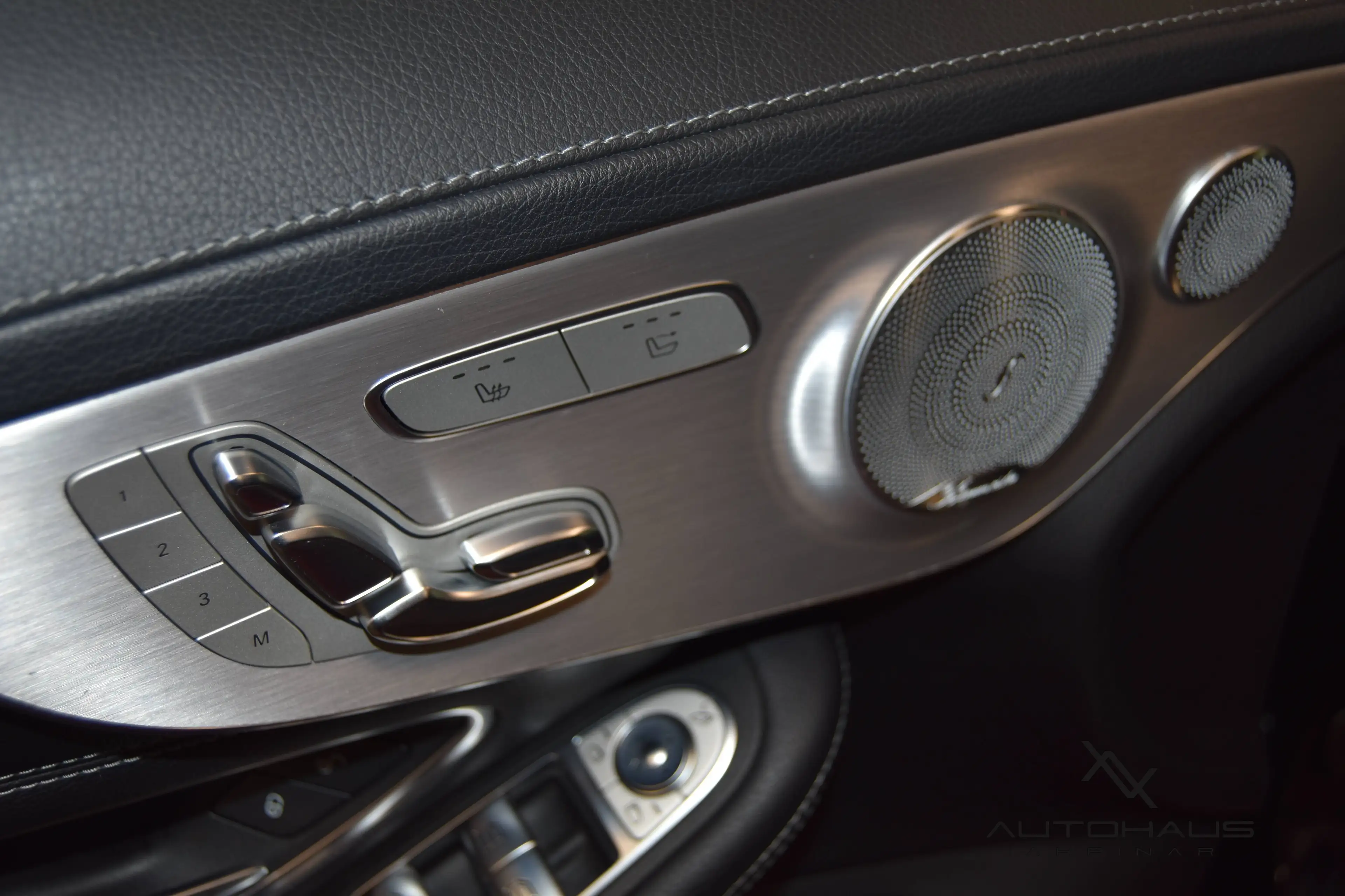 Mercedes-Benz C 400 4Matic Night Edition.~360°.~BURM.~ACC.~SPURHALTE.~TOTW.~AIRSCARF.~SHZ.~ALCANTARA. — photo 12