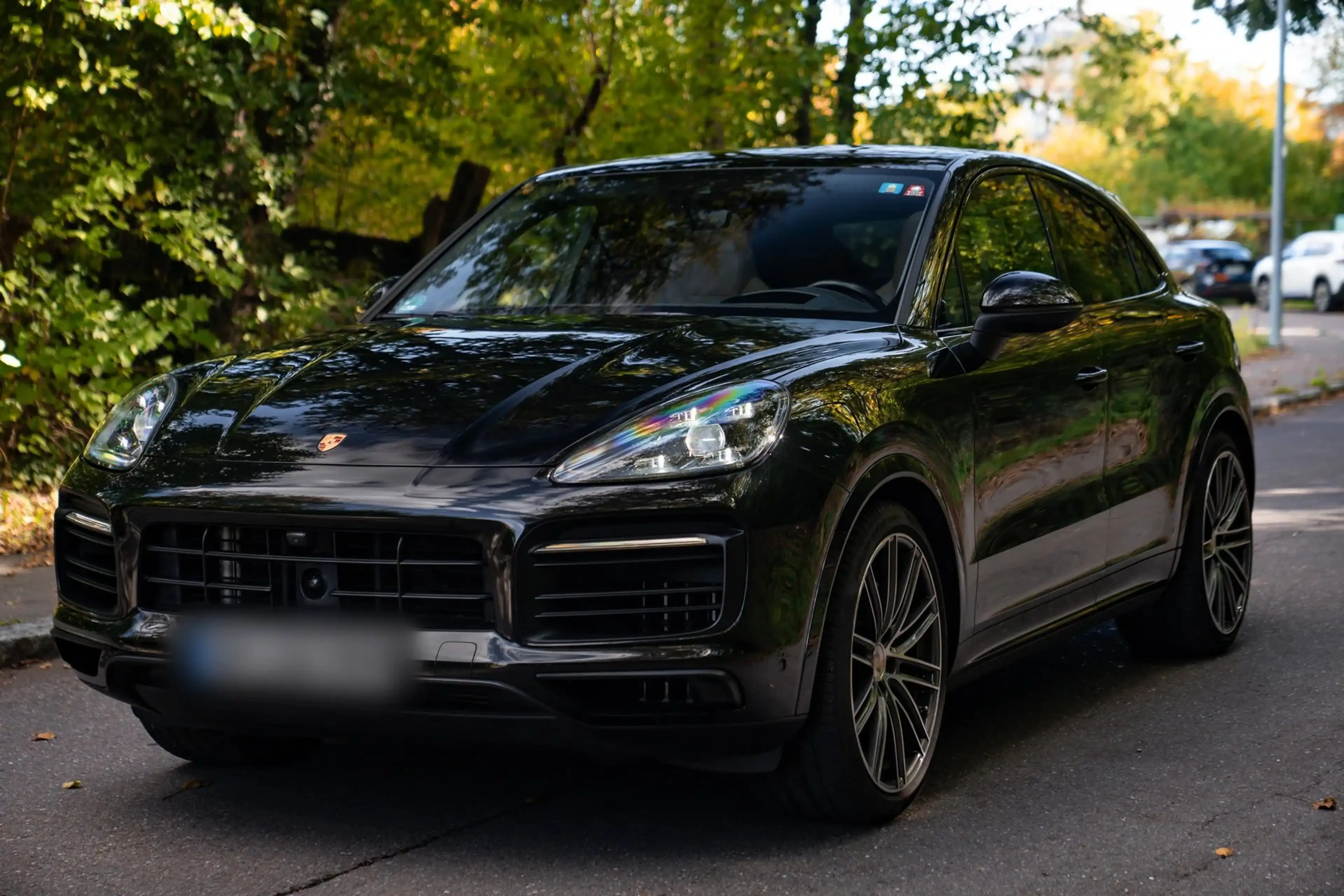 Porsche Cayenne S Coupé Platinum Edition · 440 PS · Luftfederung · Hinterachslenkung · Head-Up · 22 Zoll