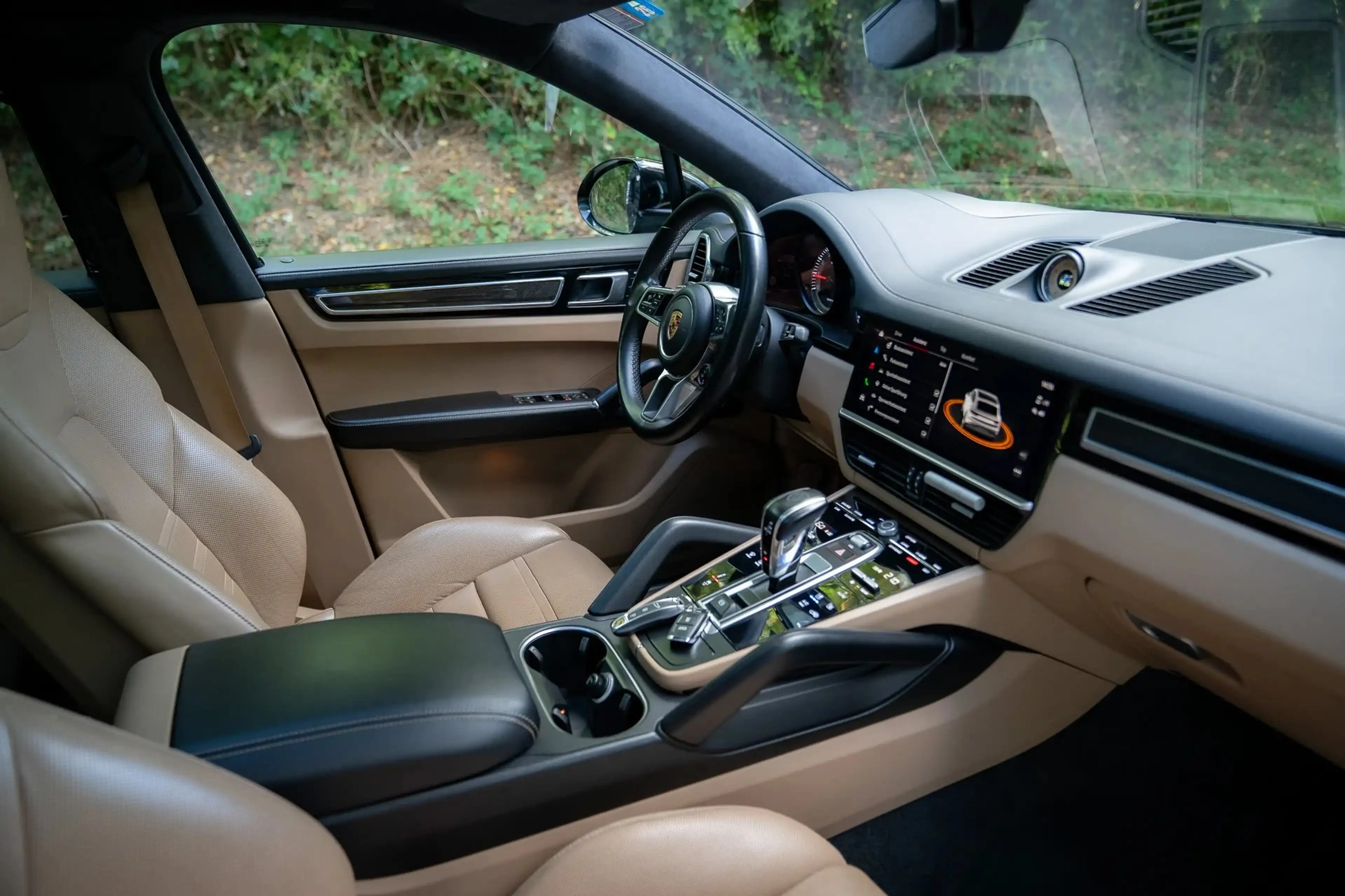 Porsche Cayenne S Coupé Platinum Edition · 440 PS · Luftfederung · Hinterachslenkung · Head-Up · 22 Zoll — photo 21