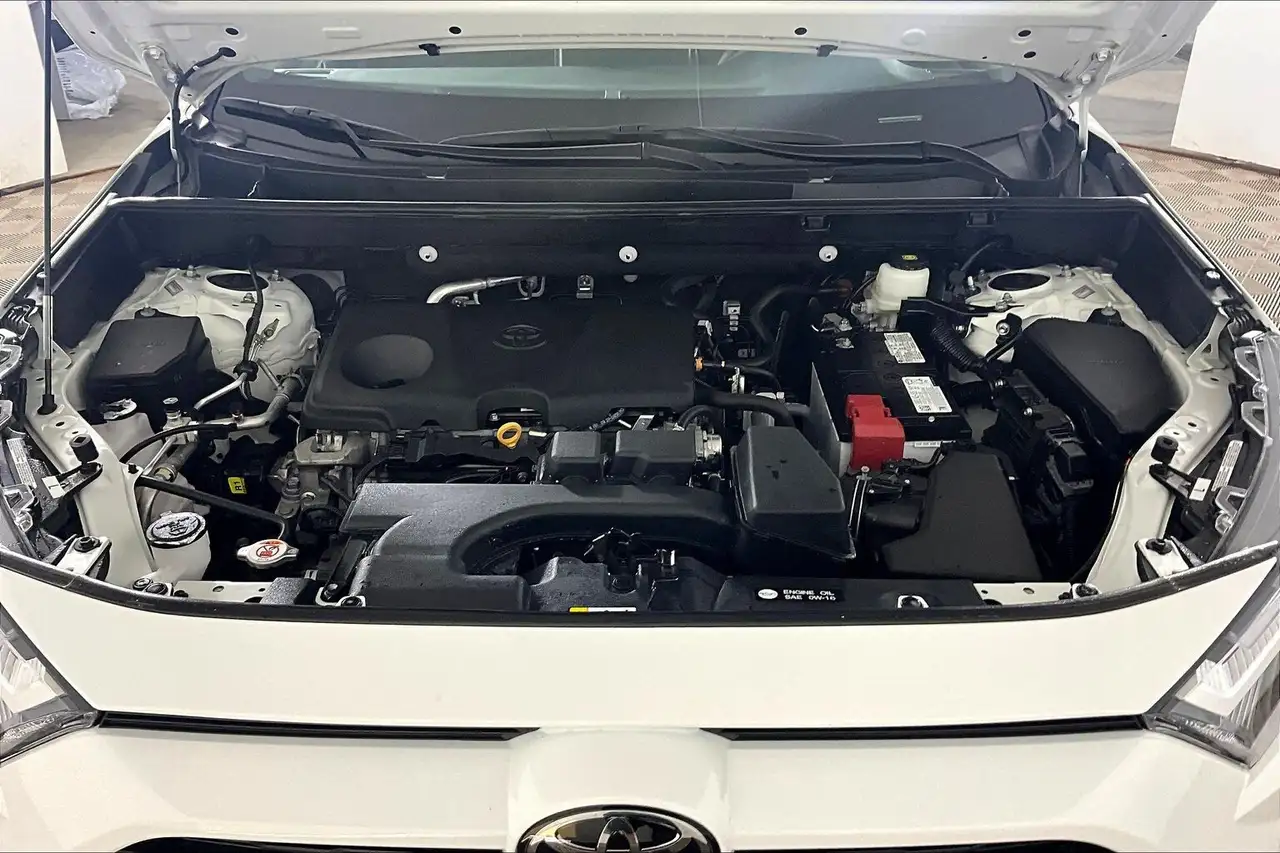 Toyota RAV 4 снимка Toyota RAV 4