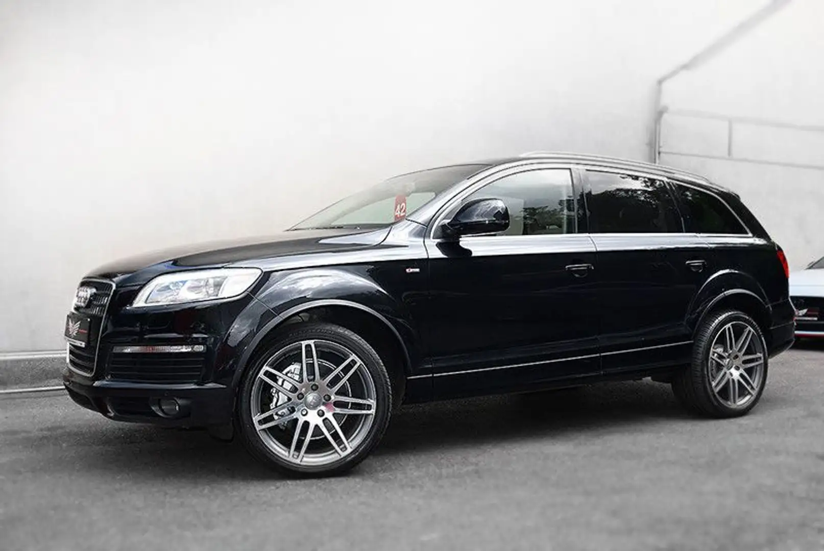 Audi Q7 4.2 FSI V8 QUATTRO S-LINE *7x Sitz*Leder*AHK* Schwarz - 2