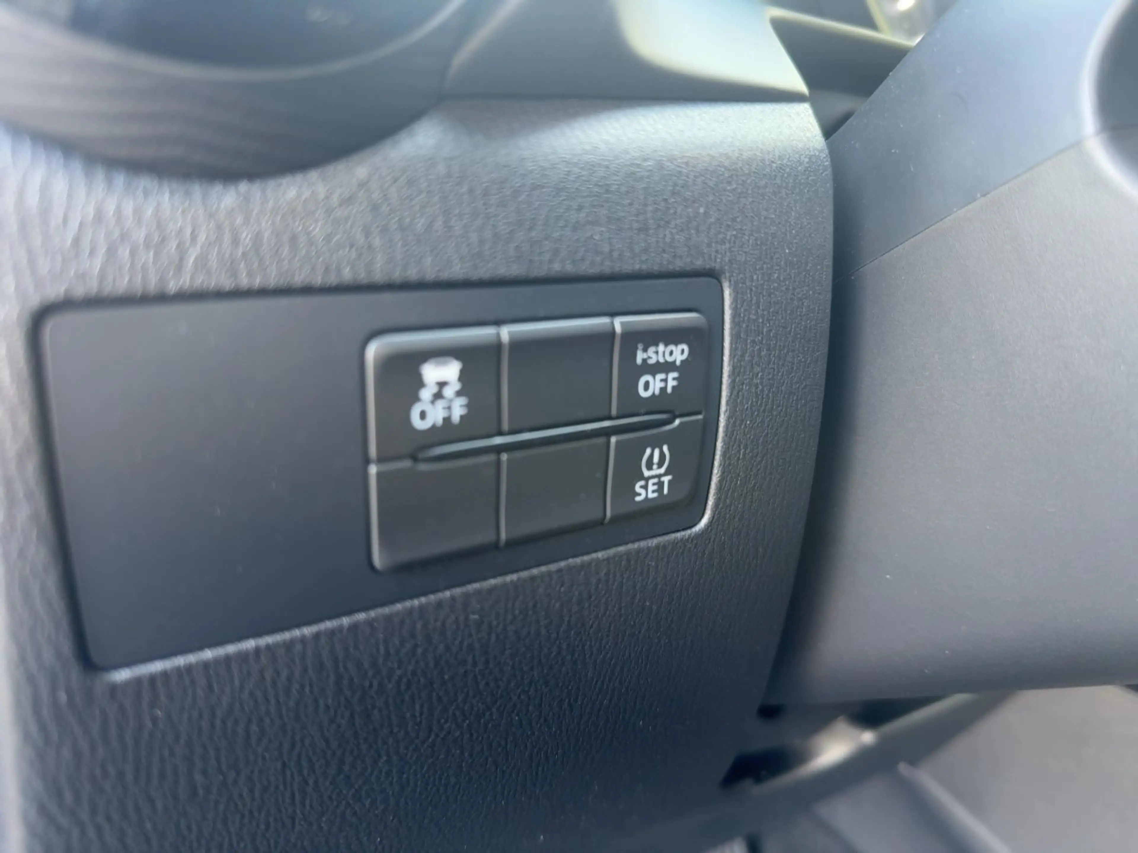 Mazda 2 1.5 SKYACTIV-G 90 Center-Line Facelift+AUT — photo 14