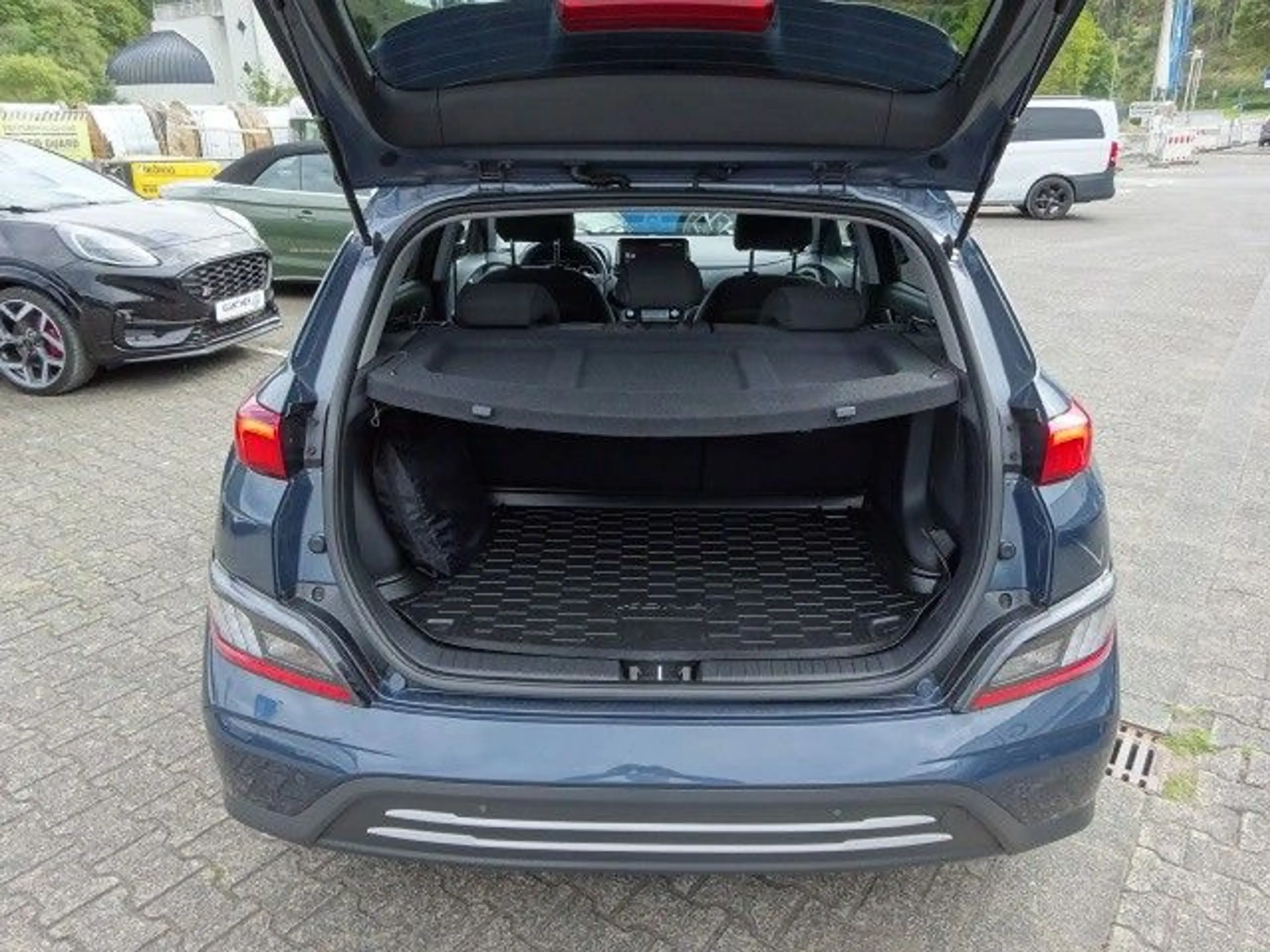Hyundai KONA Kona Elektro Trend / Navi*LED*1.Hand*WäPumpe*PDC — photo 11