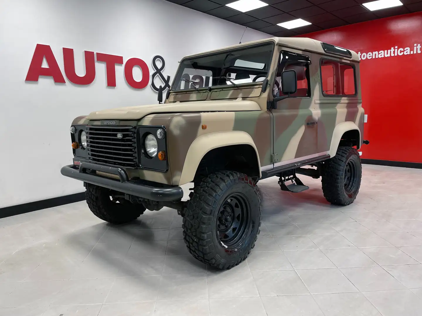 Land Rover Defender DEFENDER 90 2.0 FAM COUNTY SW Verde - 1