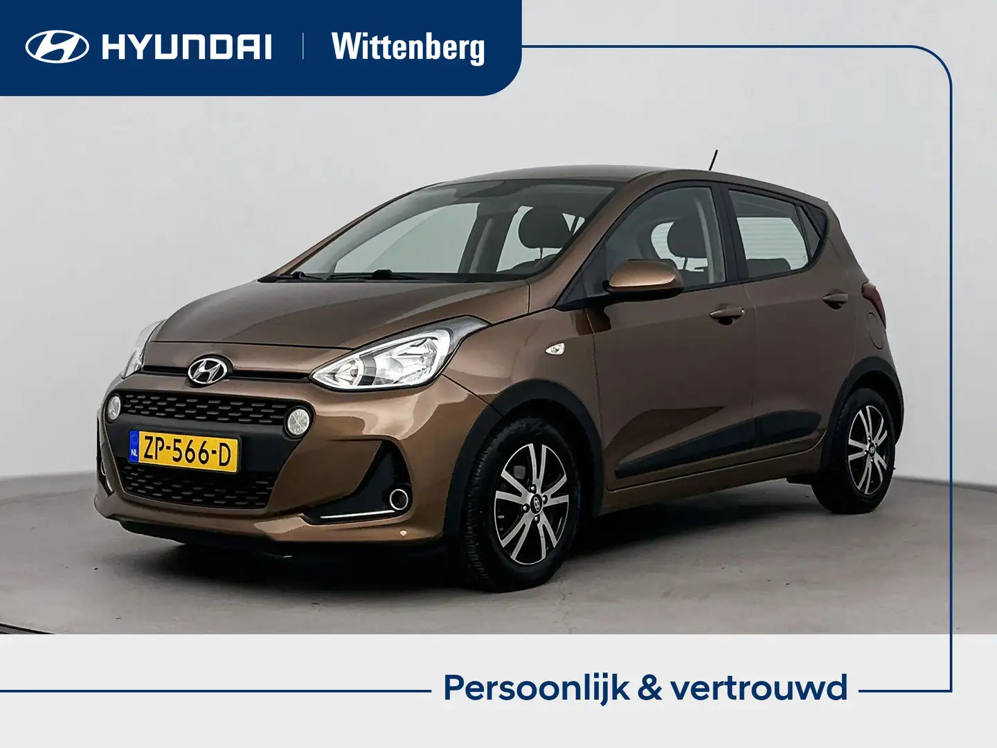 Hyundai i10 1.0i Comfort | Lm-wielen | Navigatie | Parkeersens Bruin - 1