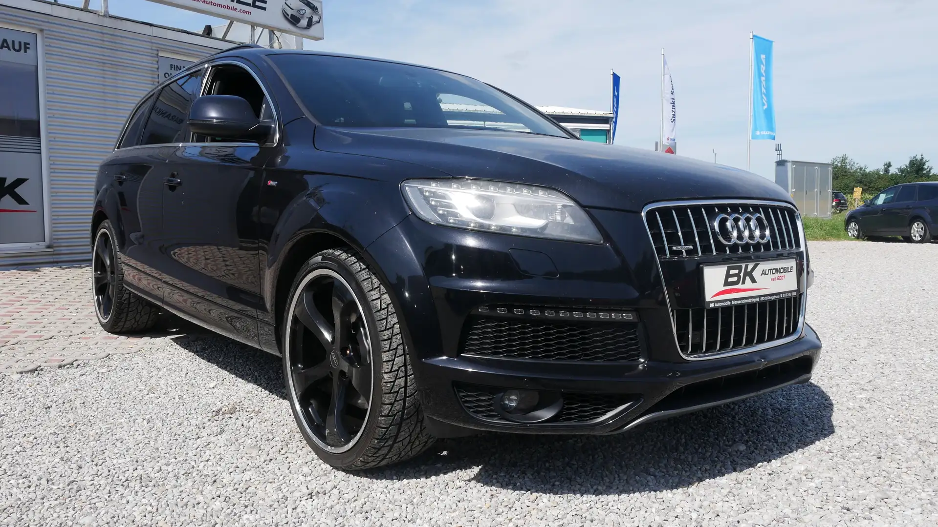 Audi Q7 3.0 TDI ABT 22Zoll Xenon Navi Alcantara Luftfahrwe Schwarz - 1