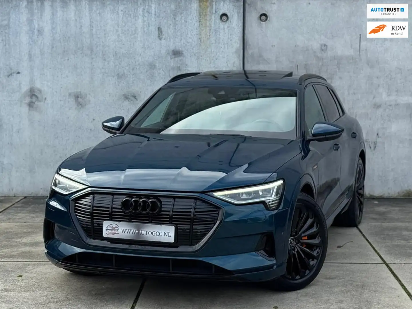 Audi e-tron 50 QUATTRO BUSINESS EDITION PLUS SOH 90% 71kWh PAN Blauw - 1