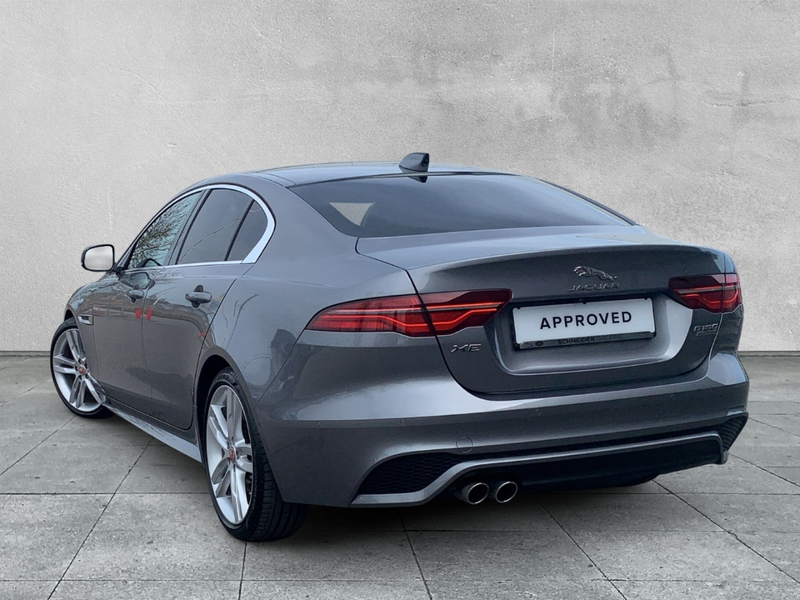 Jaguar XE R-DYNAMIC SE D180 HEAD-UP+DAB+KEYLESS ENTRY — photo 12