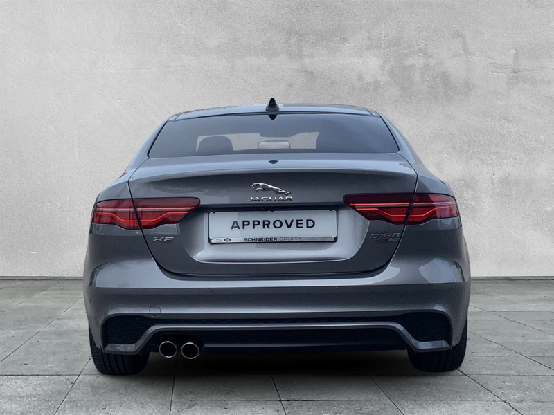 Jaguar XE R-DYNAMIC SE D180 HEAD-UP+DAB+KEYLESS ENTRY — photo 7